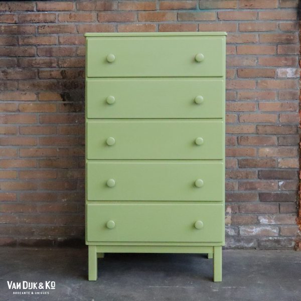 Groene houten ladekast