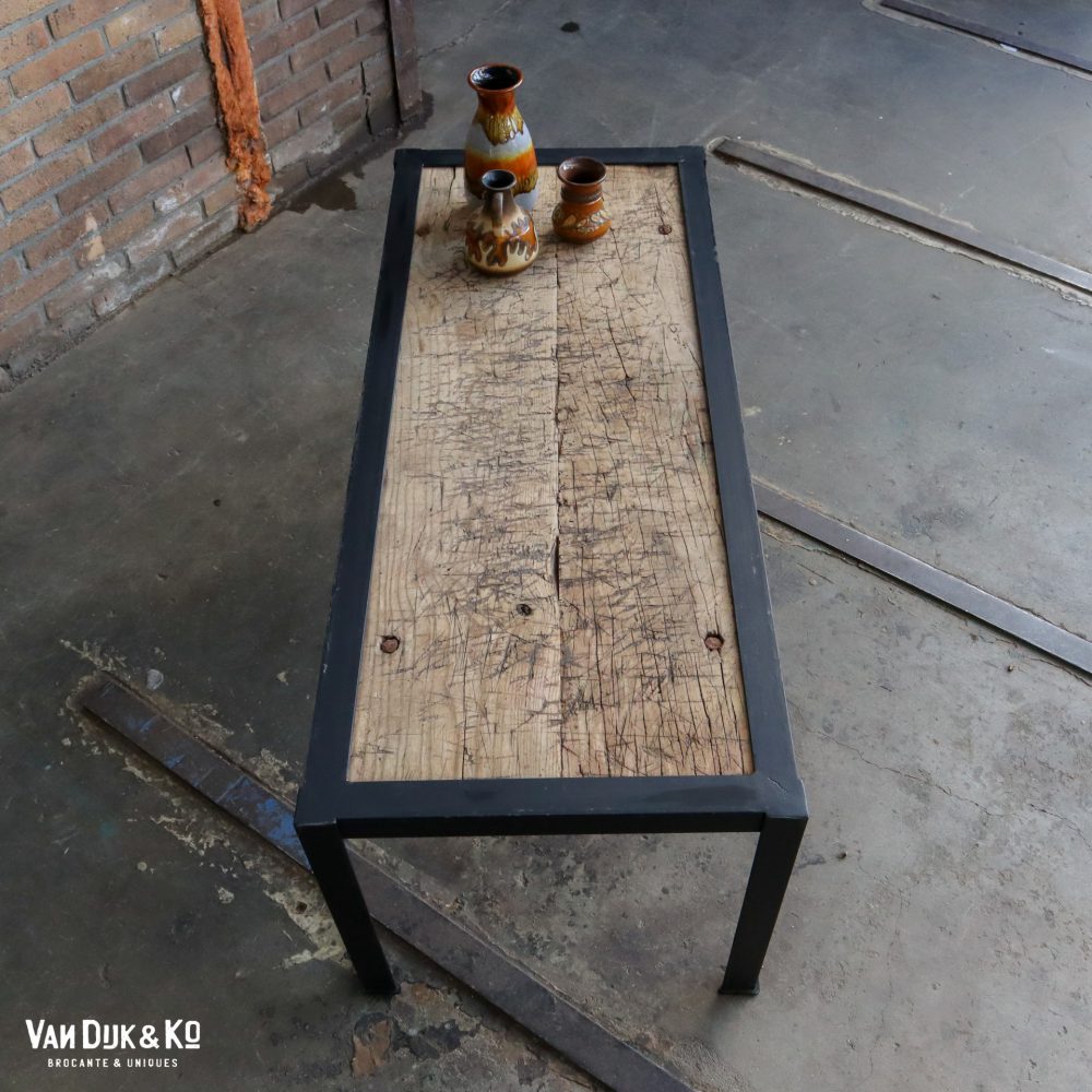 Industriële side-table