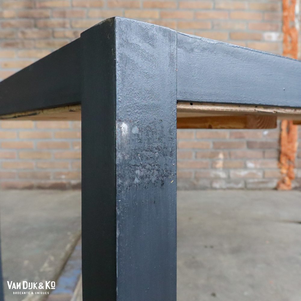 Industriële side-table