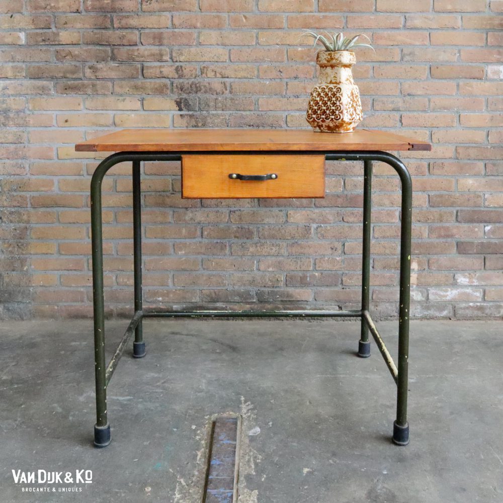 Vintage bureau