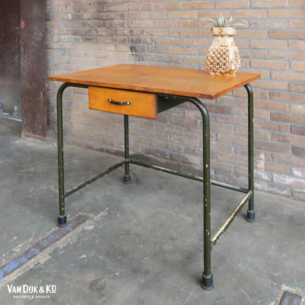 Vintage bureau