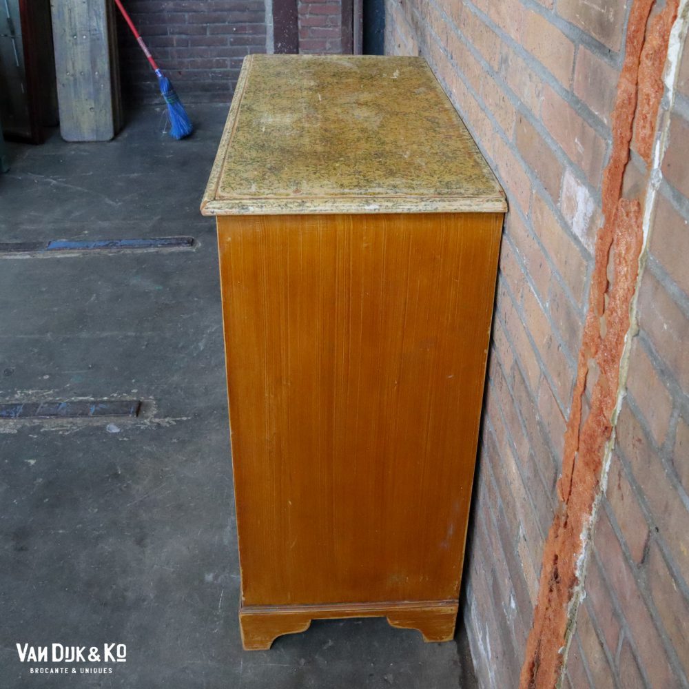 Brocante onderkast