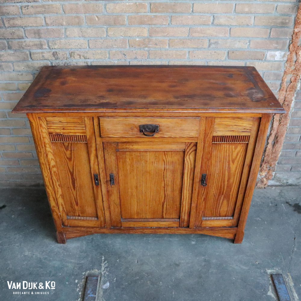 Houten dressoir