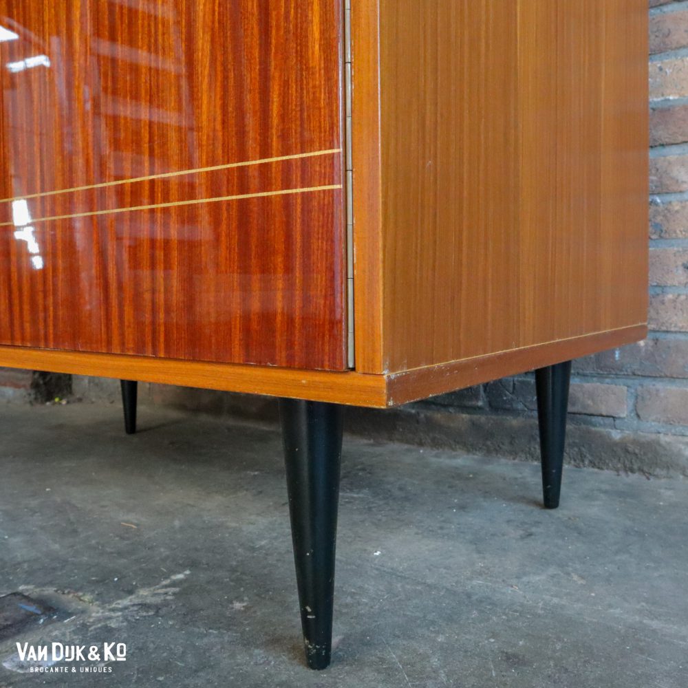 Vintage kledingkast - Afbeelding 6