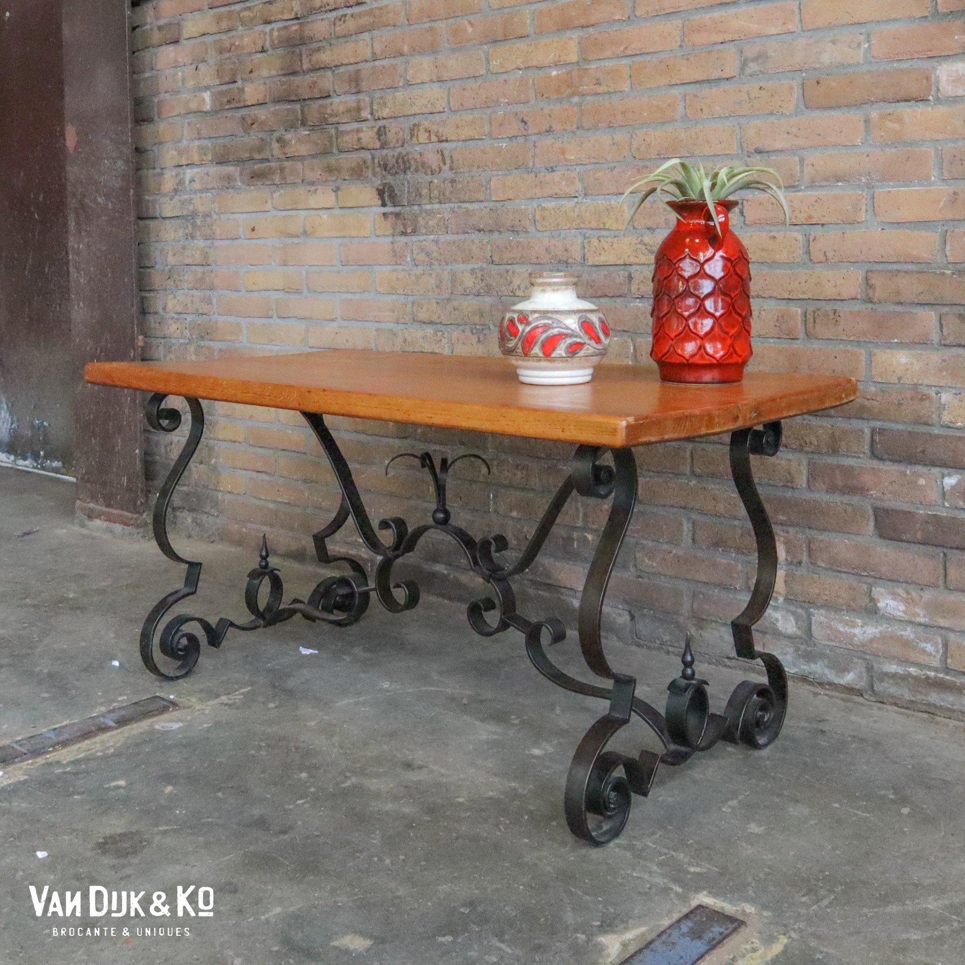 Vintage salontafel Van & Ko