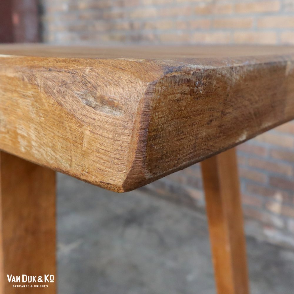 Houten slachttafel