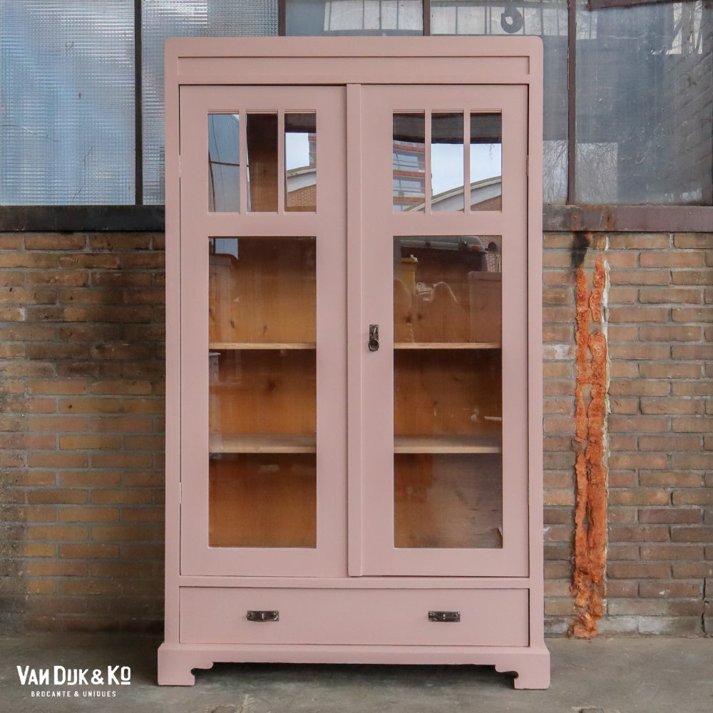Brocante roze vitrinekast - Afbeelding 2