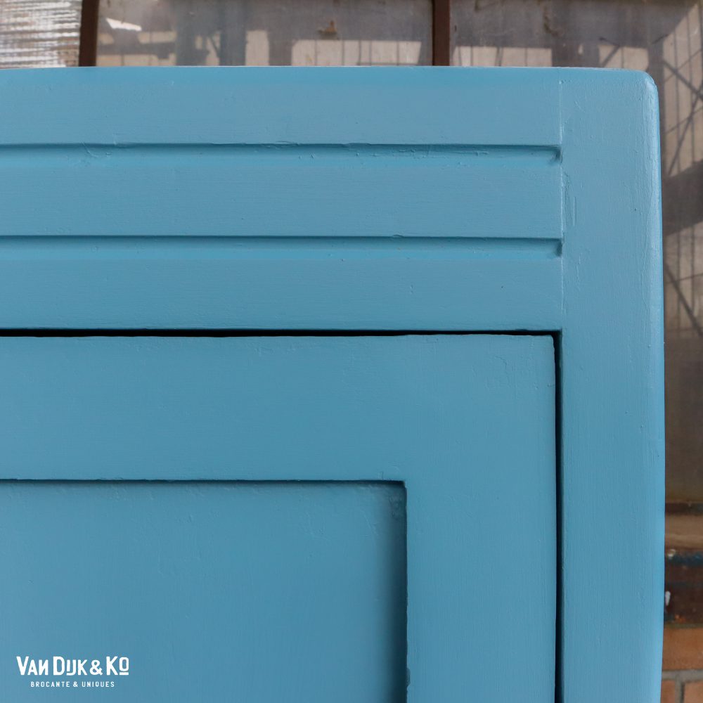 Blauwe eendeurs linnenkast - Afbeelding 3