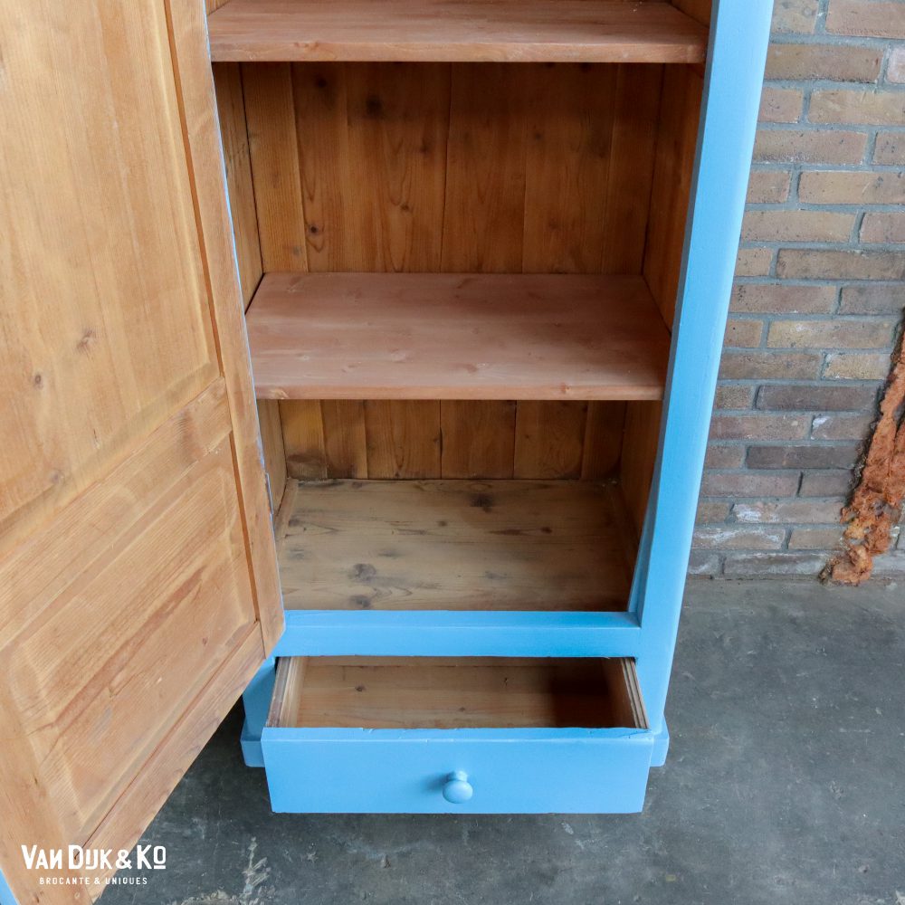 Blauwe eendeurs linnenkast - Afbeelding 6