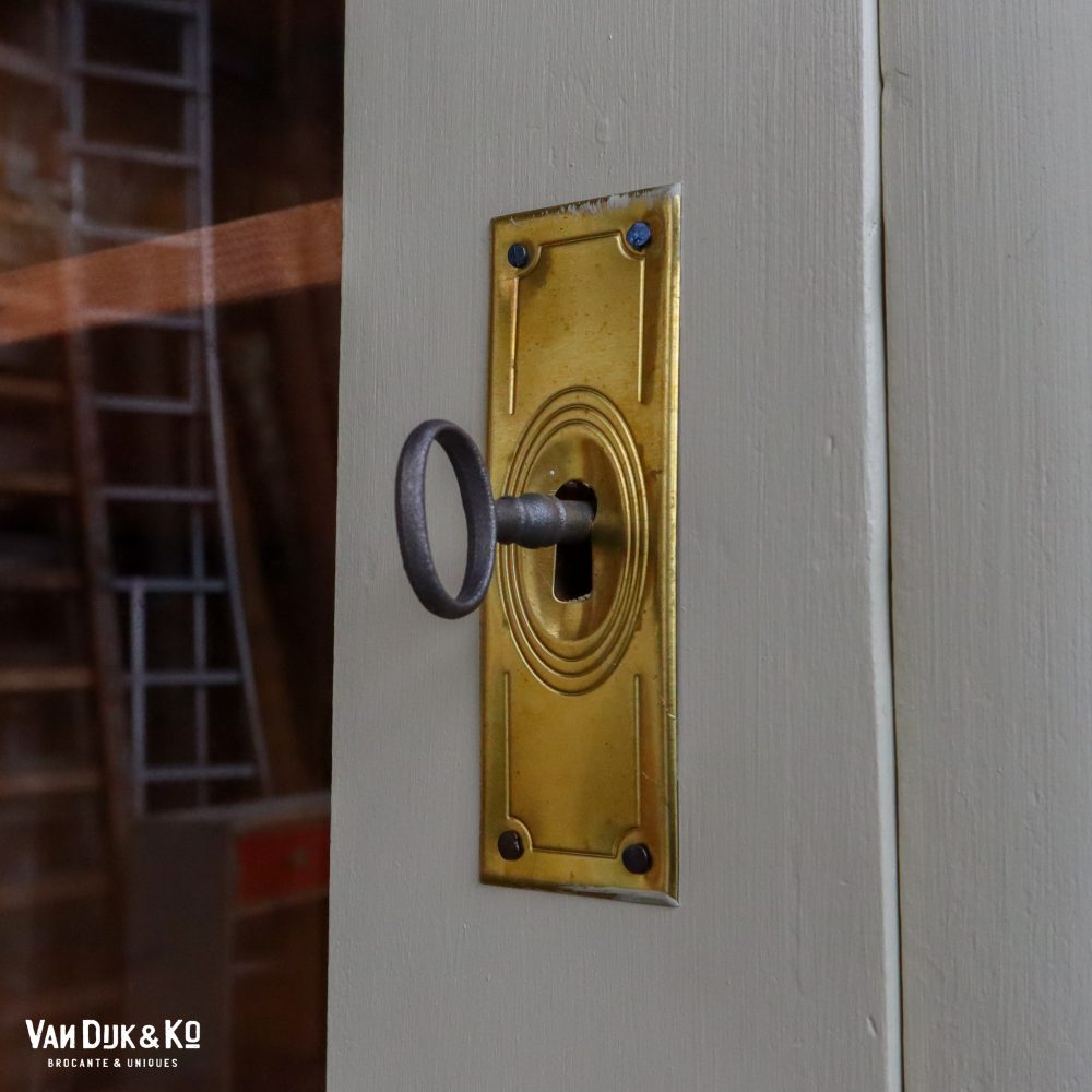 Lichtgroene eendeurs vitrinekast - Afbeelding 5