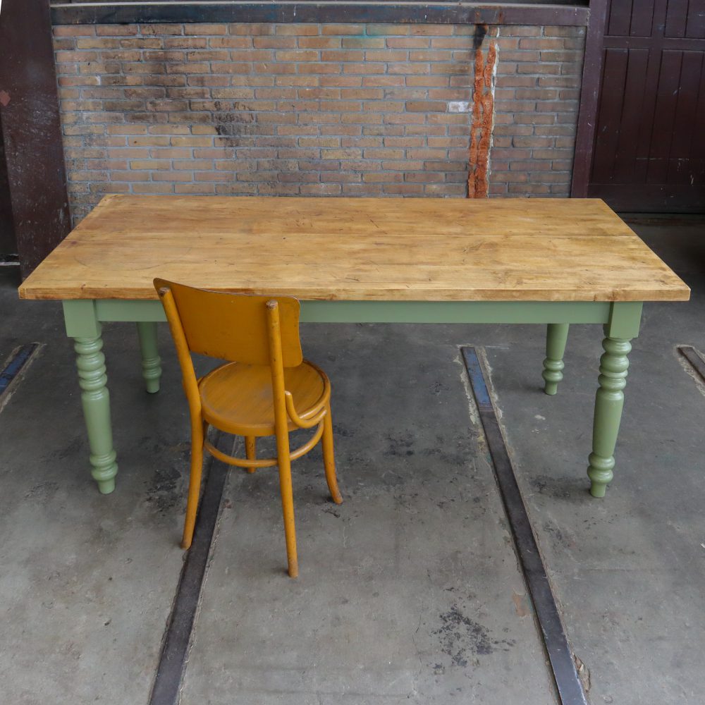 Groene houten tafel - Afbeelding 8