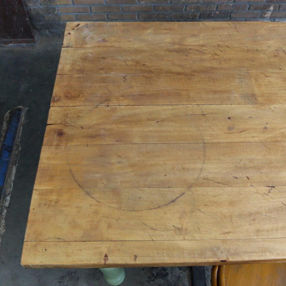 Groene houten tafel - Afbeelding 9