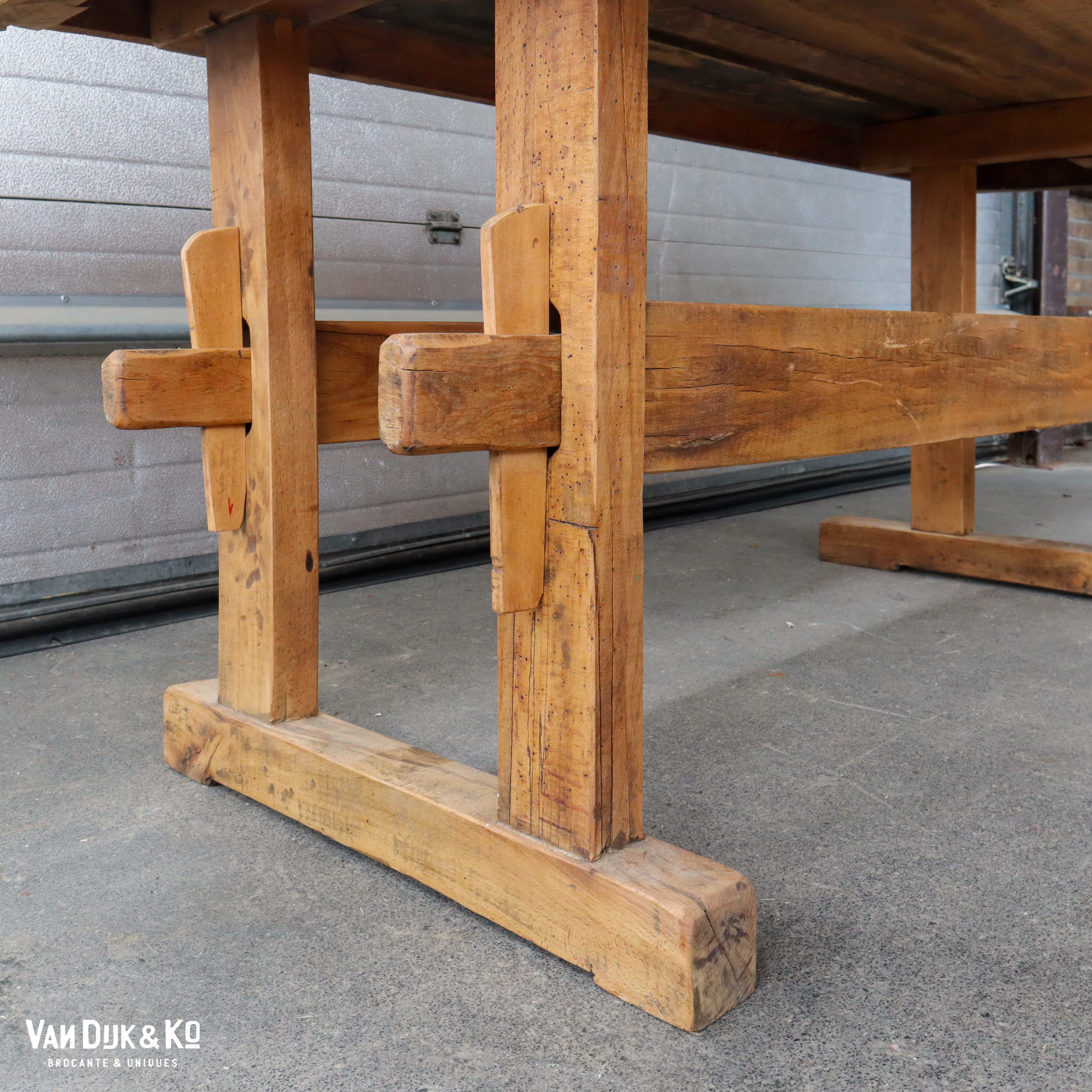 Vintage werkbank met bankschroeven - Afbeelding 7