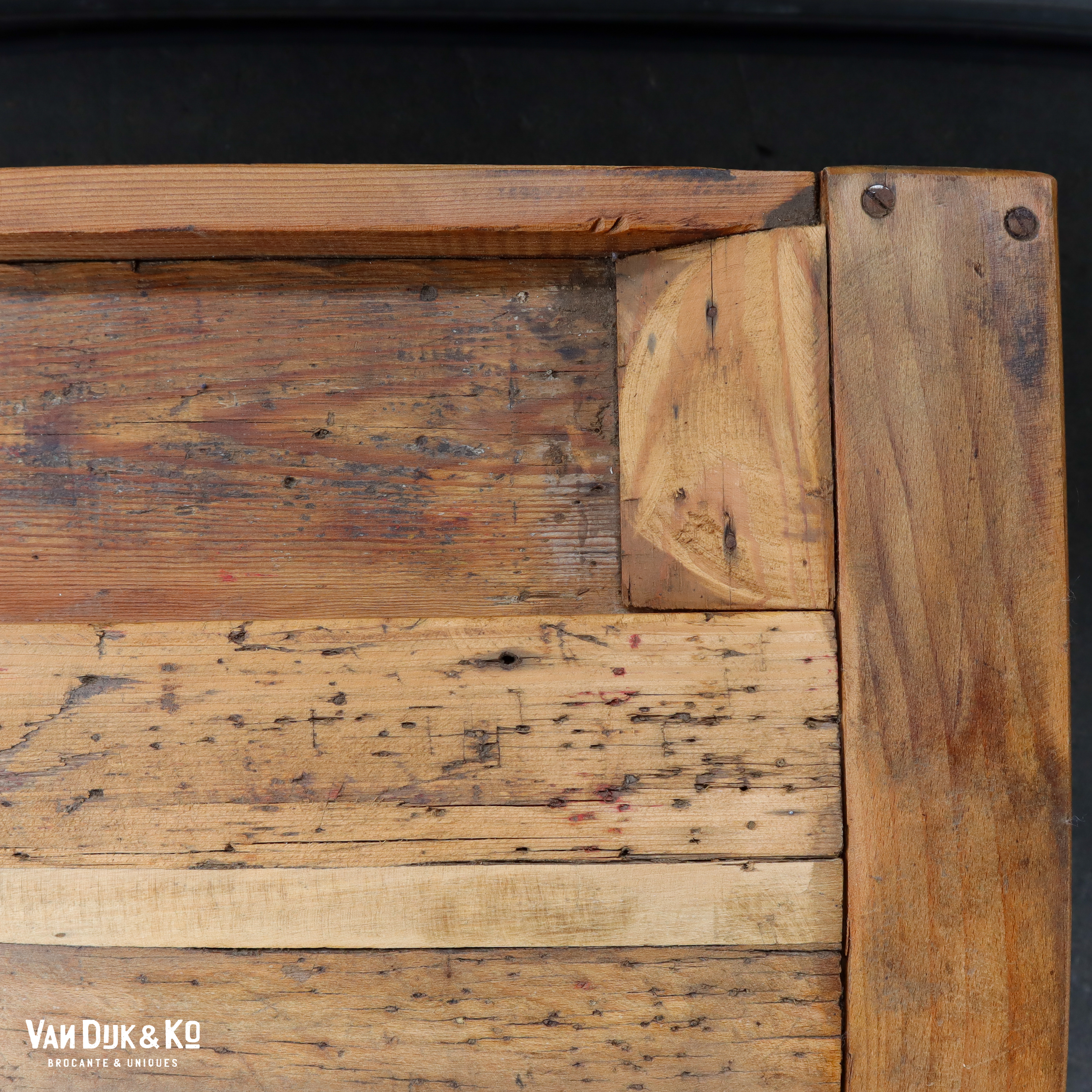 Vintage werkbank met bankschroeven - Afbeelding 6