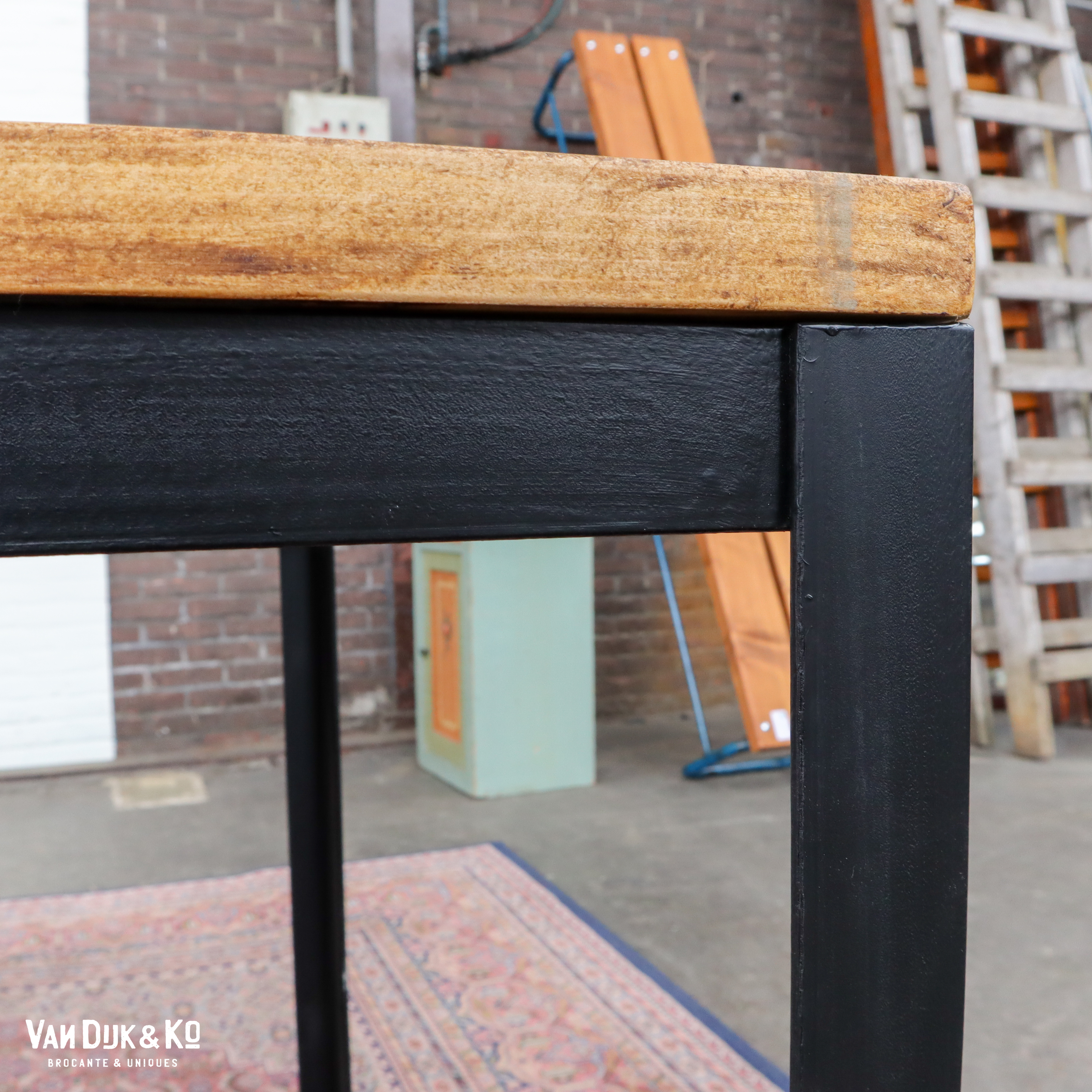 Industriële eettafel - Afbeelding 6