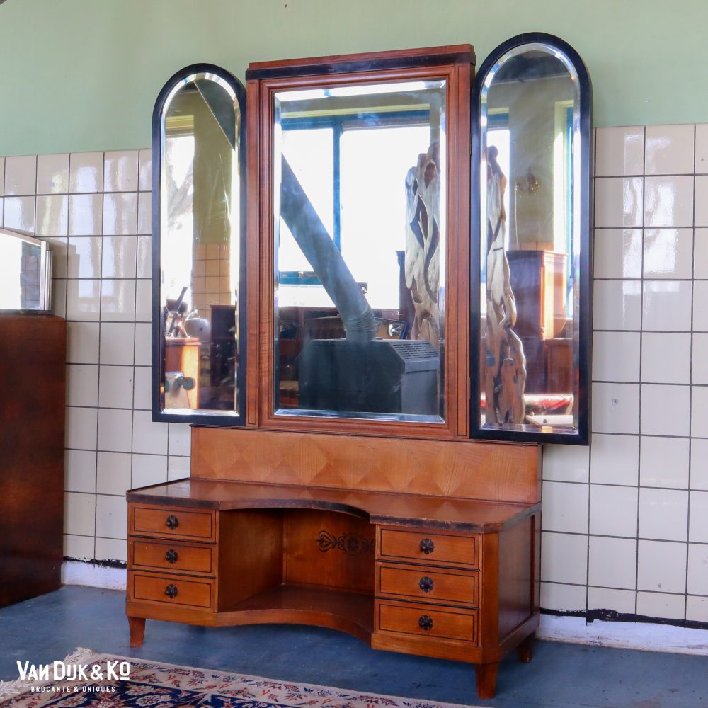 Vintage kaptafel met spiegel