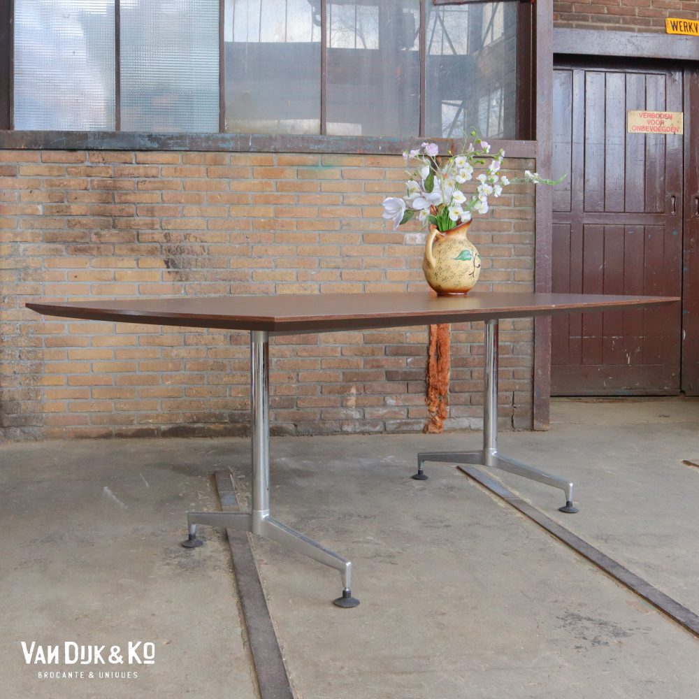 Vintage design tafel