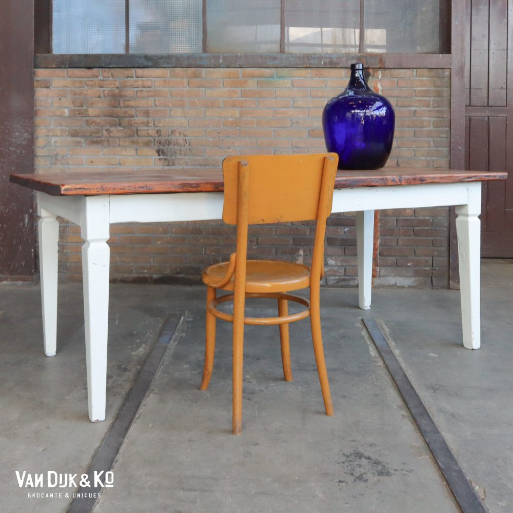 Vintage houten eettafel
