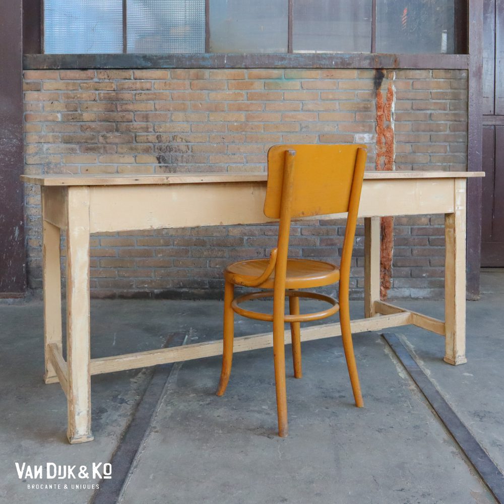 Houten tafel - Afbeelding 3