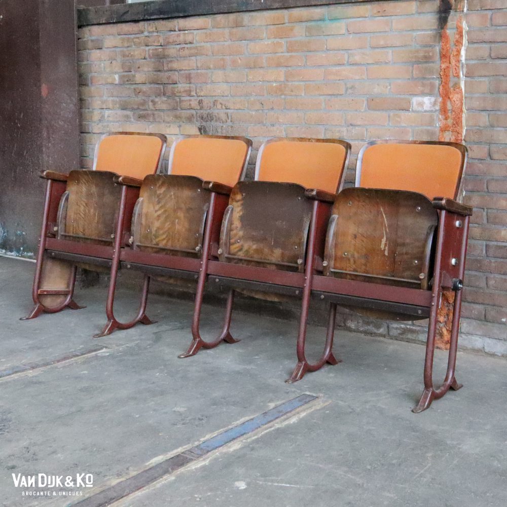 Theater vierzitsbank