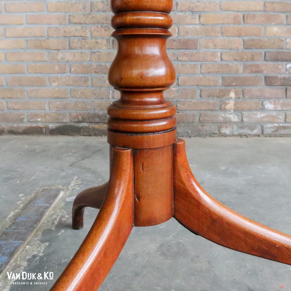 Antiek tafeltje - Afbeelding 7