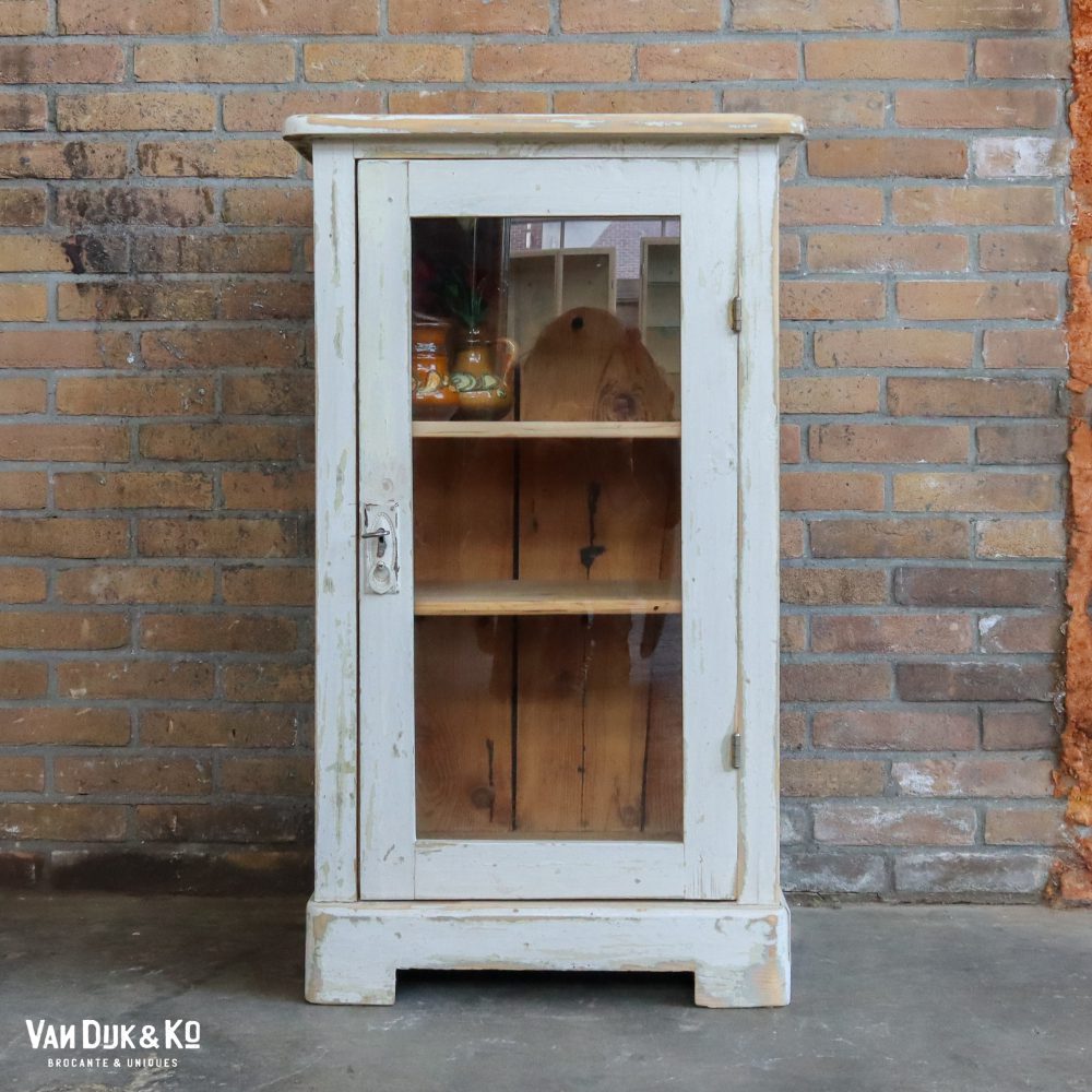 Brocante vitrinekastje