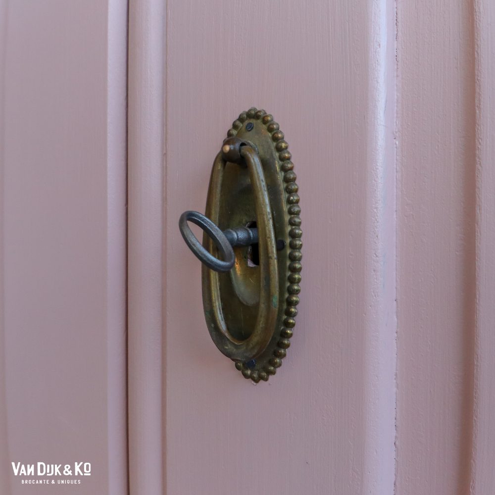 Brocante roze linnenkast - Afbeelding 11