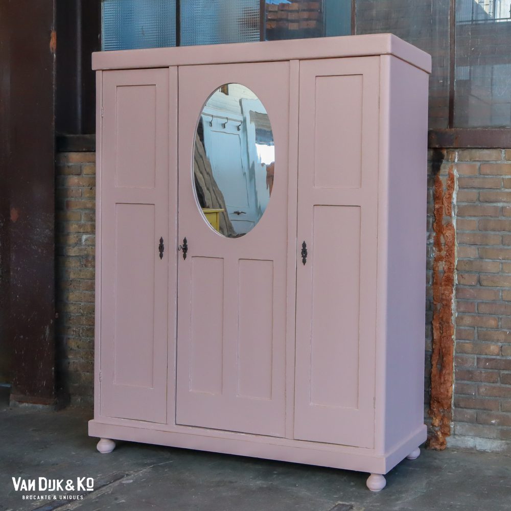 Driedeurs vintage kledingkast - Afbeelding 2