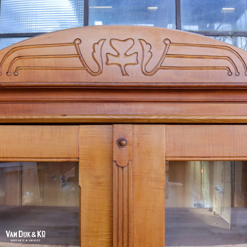 Brocante bruine vitrinekast - Afbeelding 4