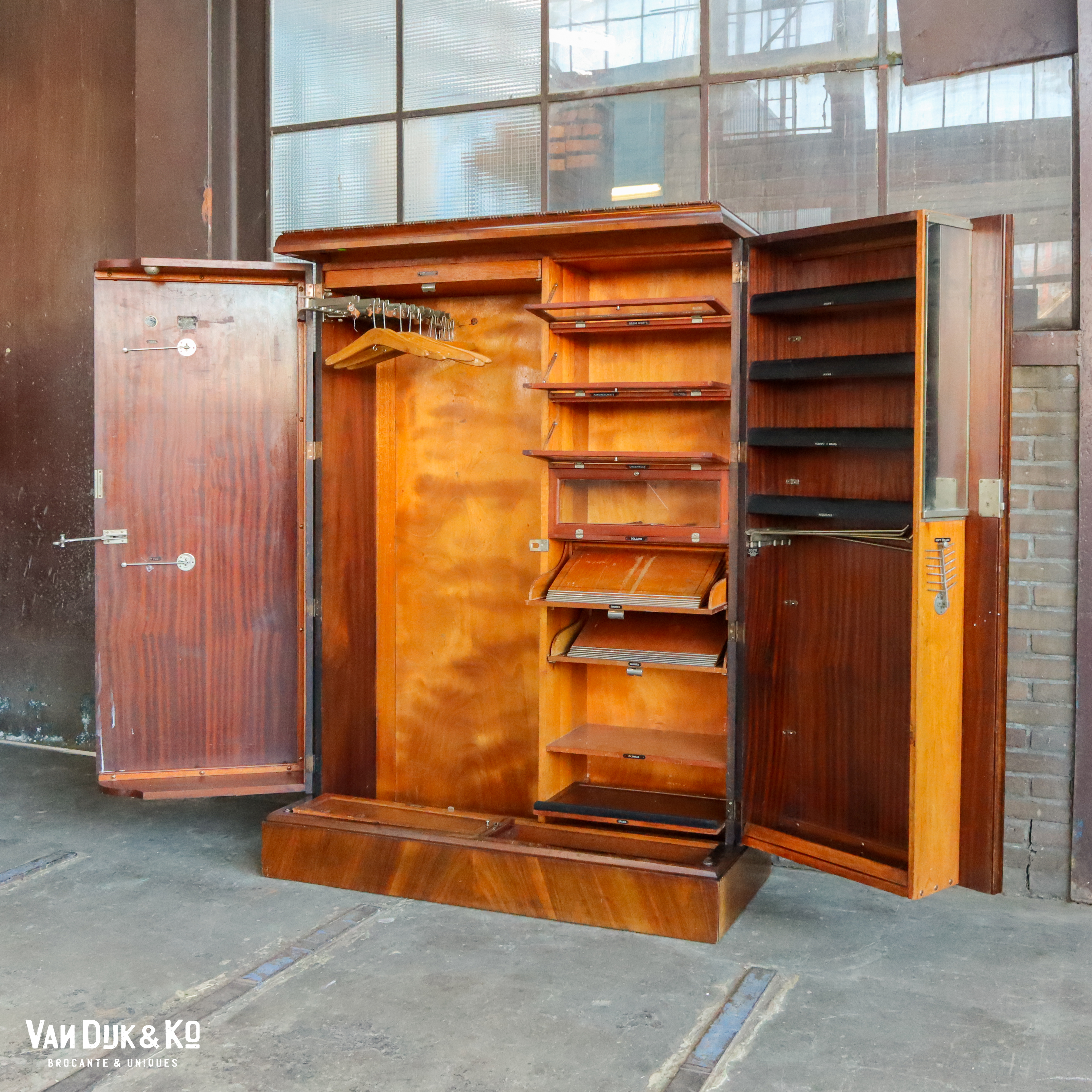 Vintage Art Deco kledingkast - Afbeelding 3