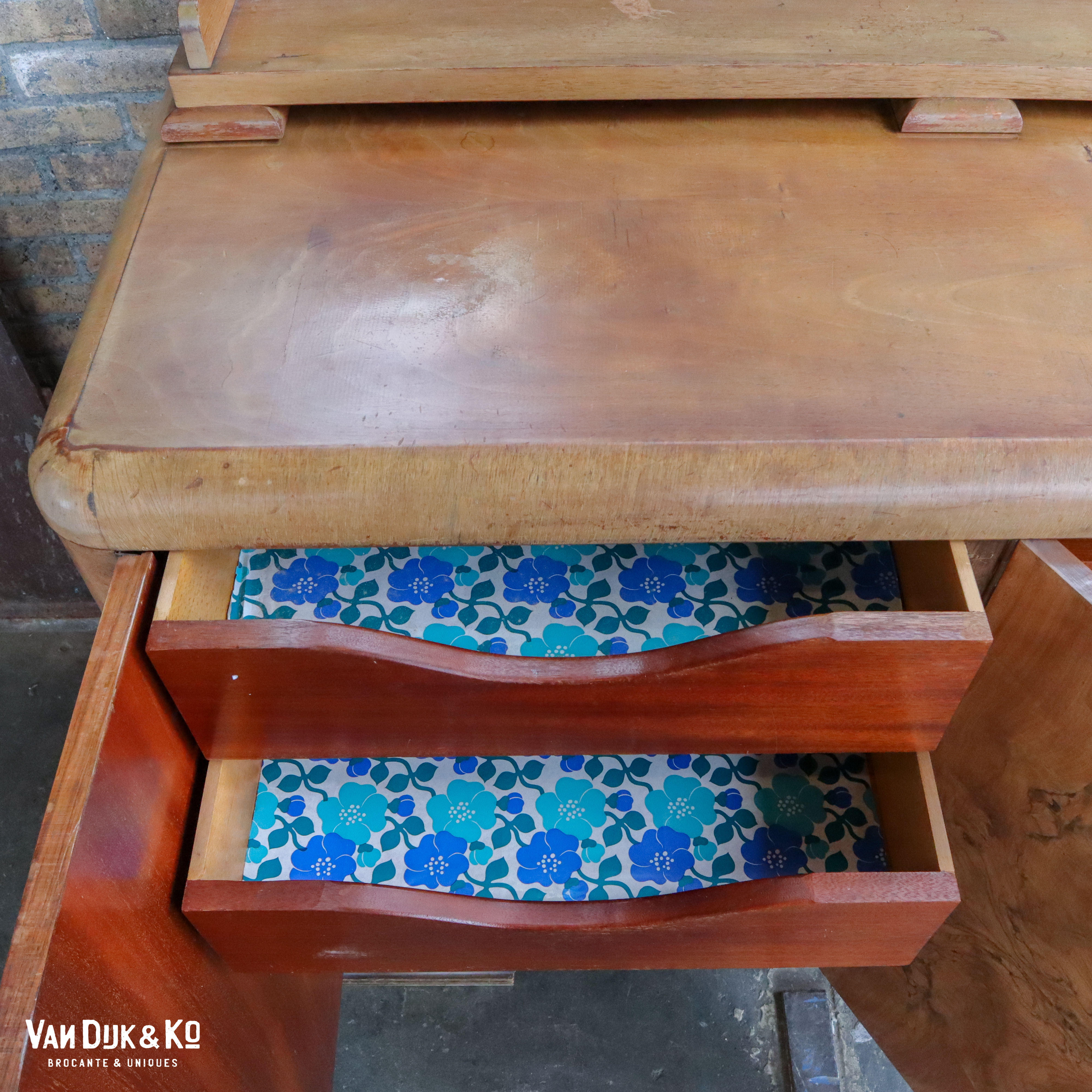 Vintage dressoir - Afbeelding 9
