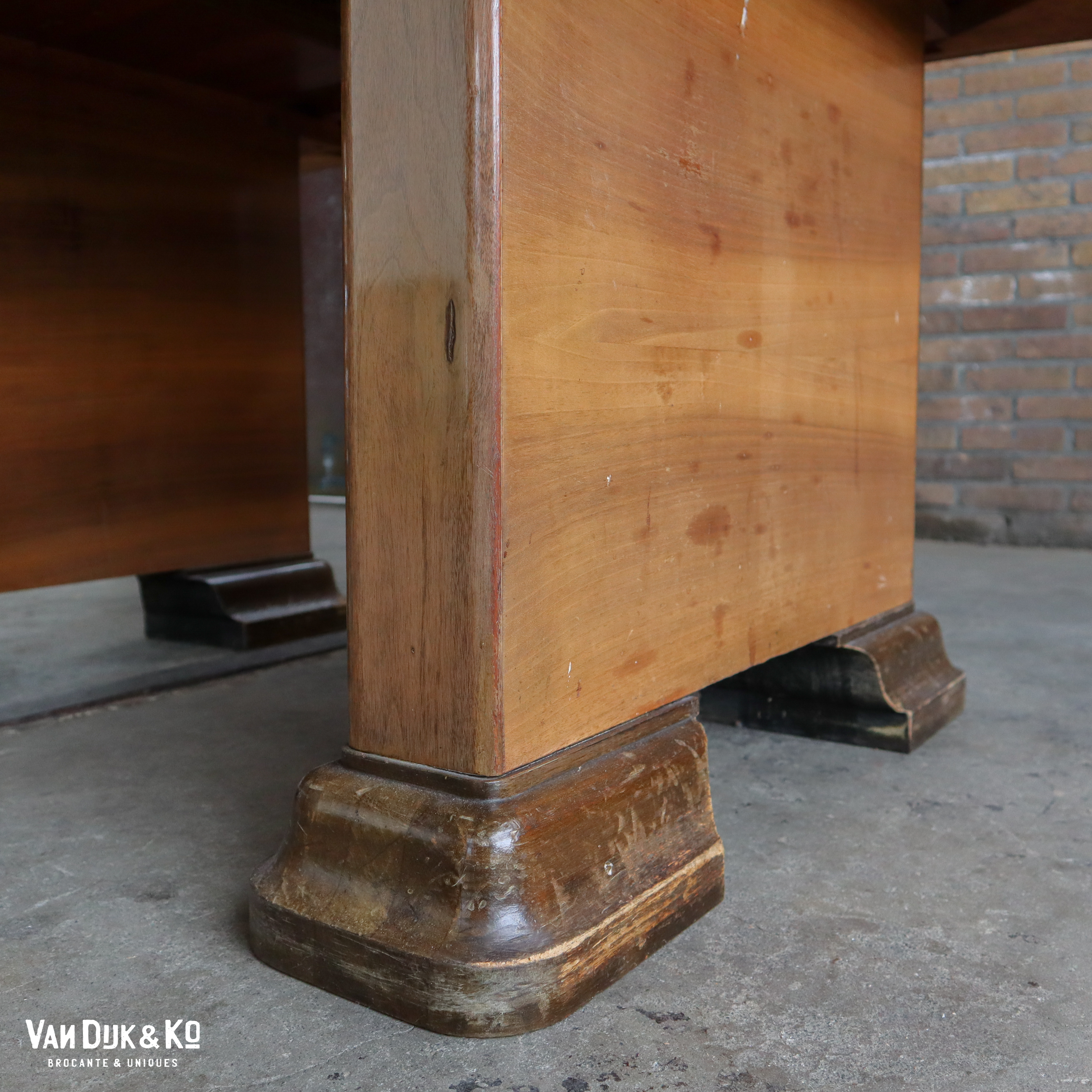 Vintage houten eettafel - Afbeelding 10