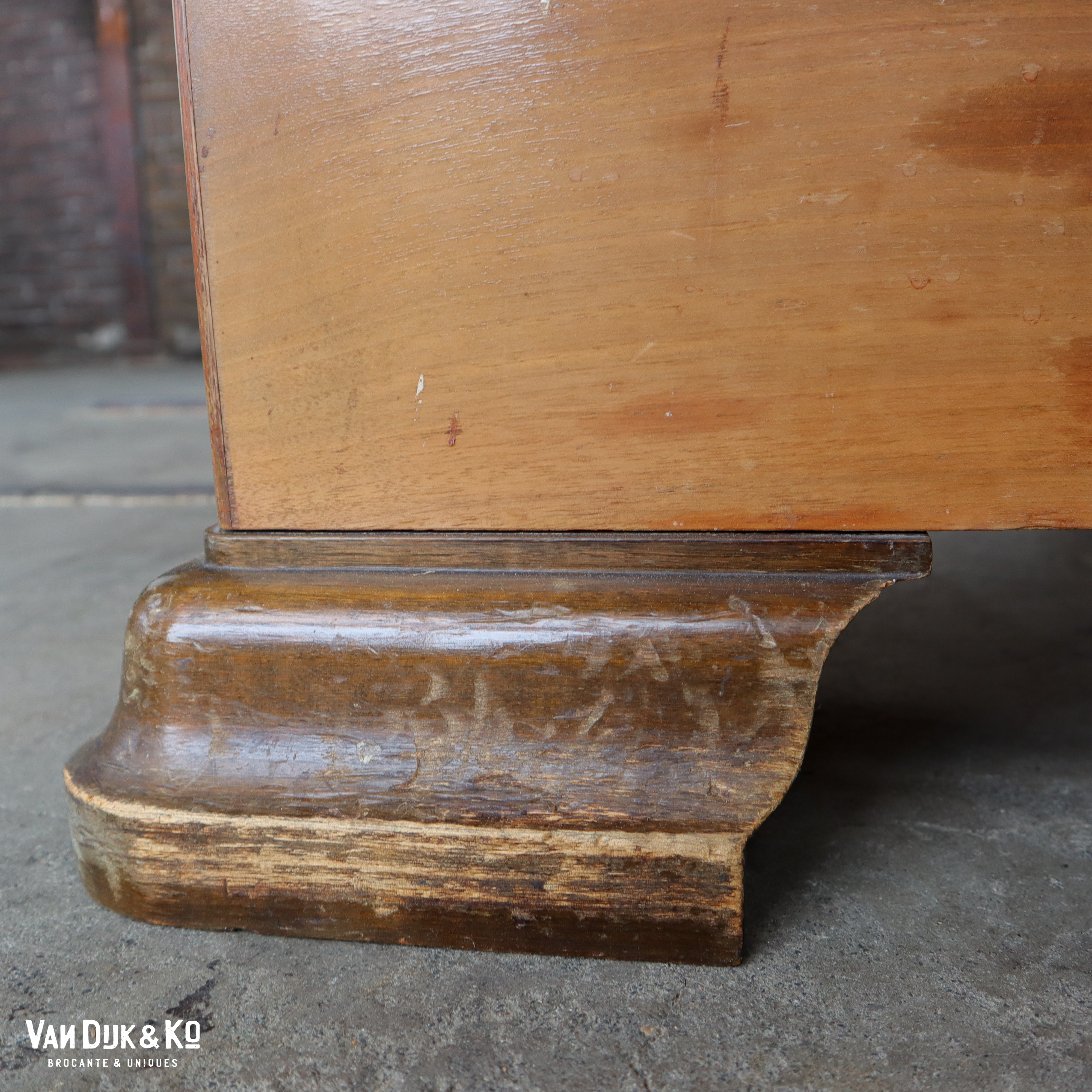 Vintage houten eettafel - Afbeelding 11