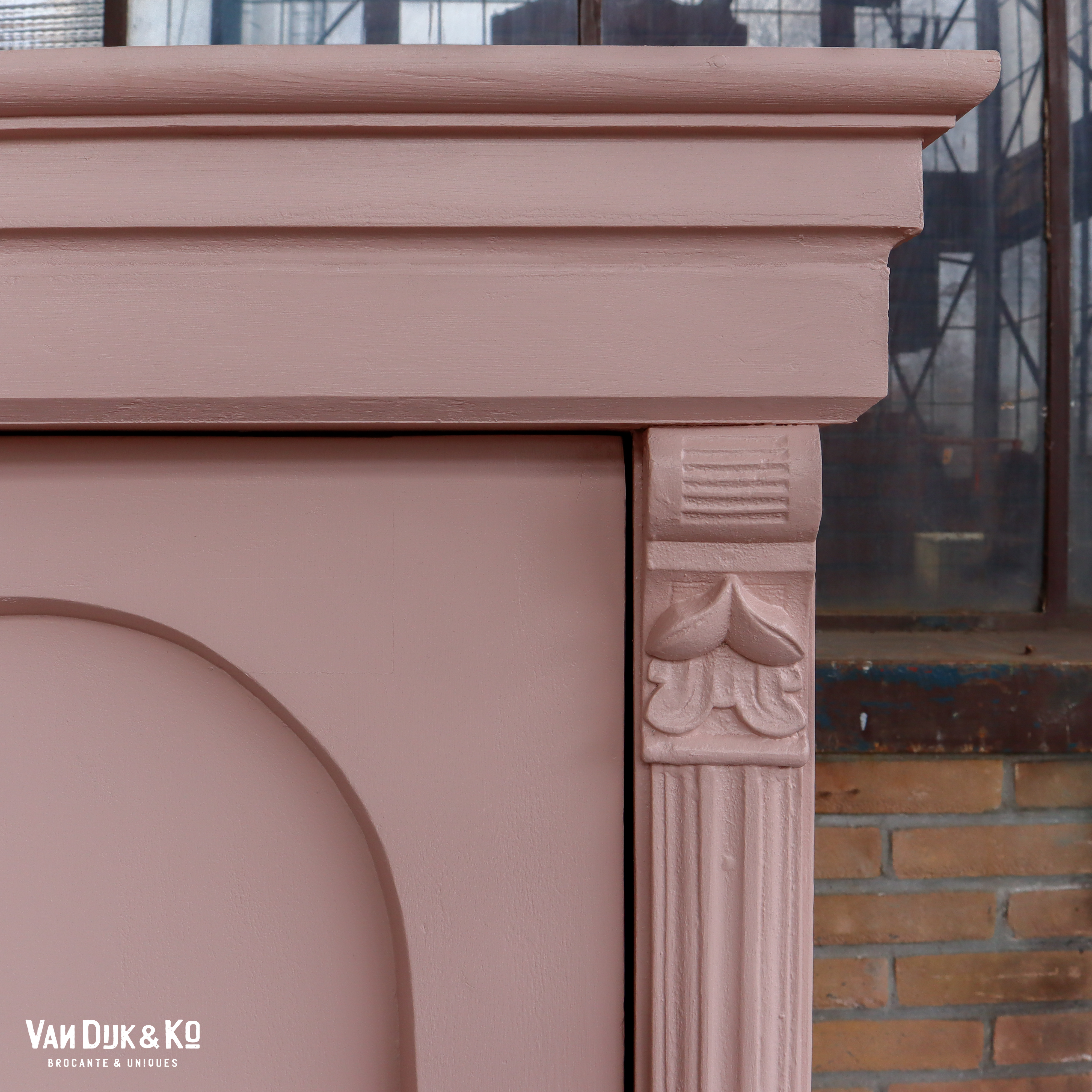 Roze eendeurs linnenkast - Afbeelding 5