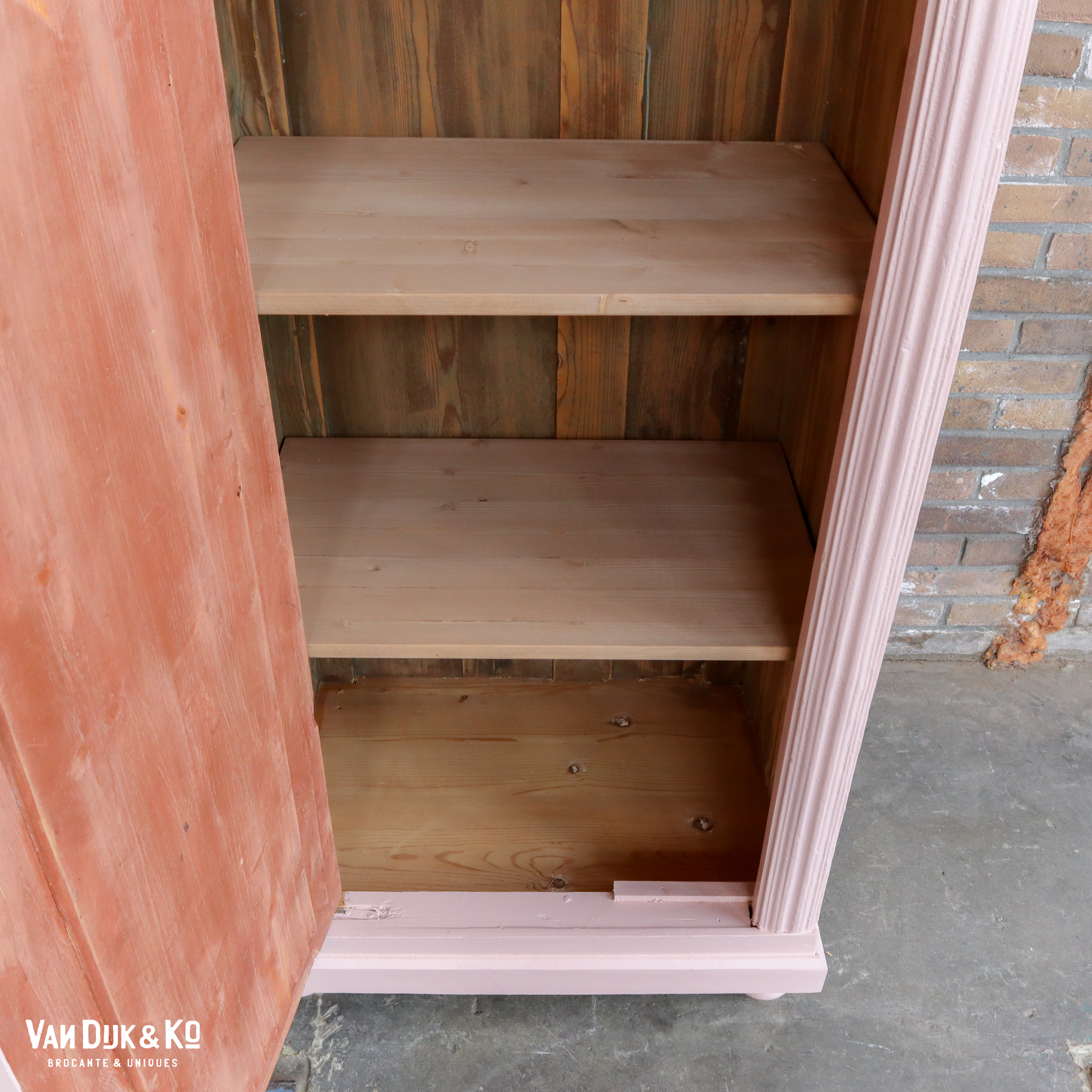 Roze eendeurs linnenkast - Afbeelding 4