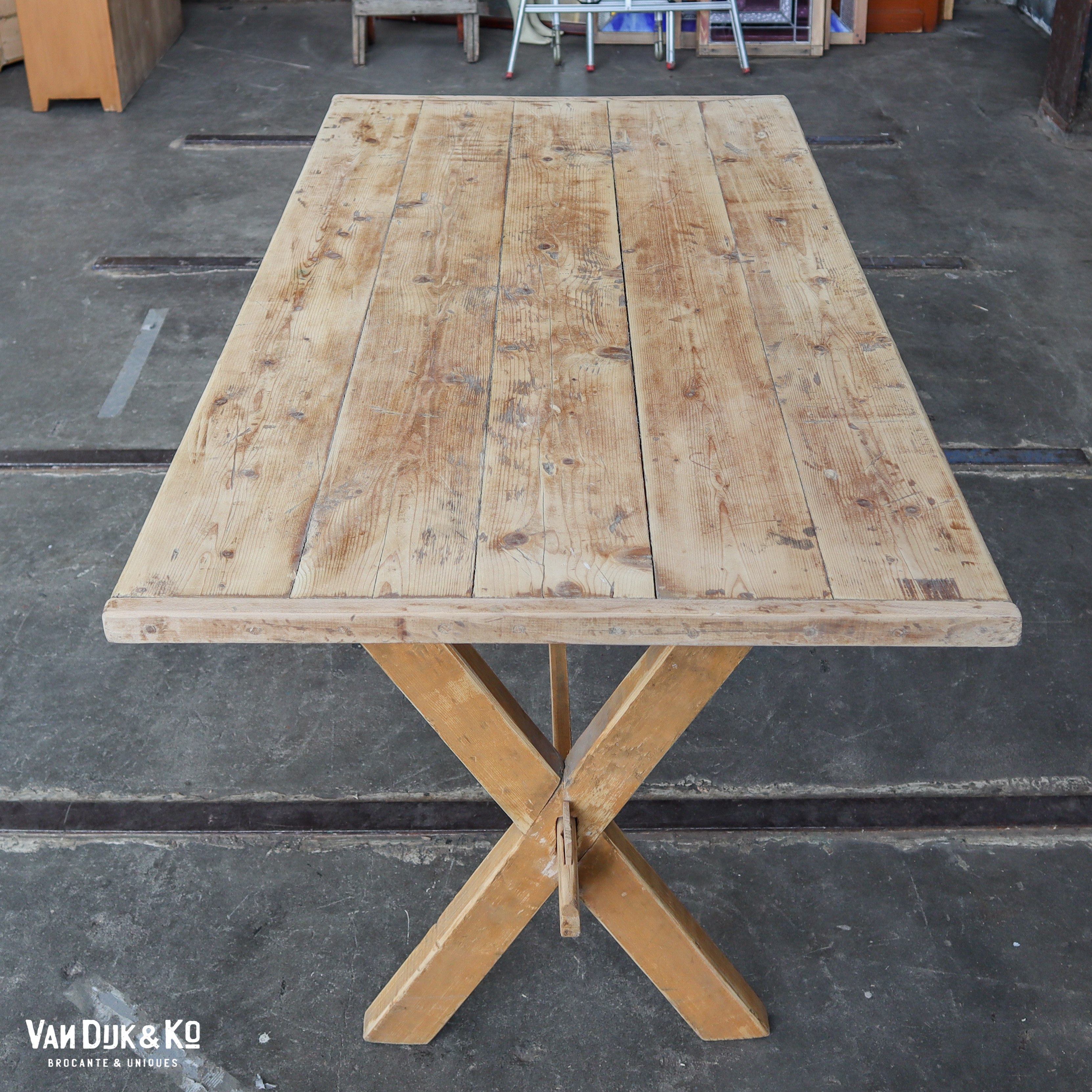 Houten kruispoot werktafel - Afbeelding 2