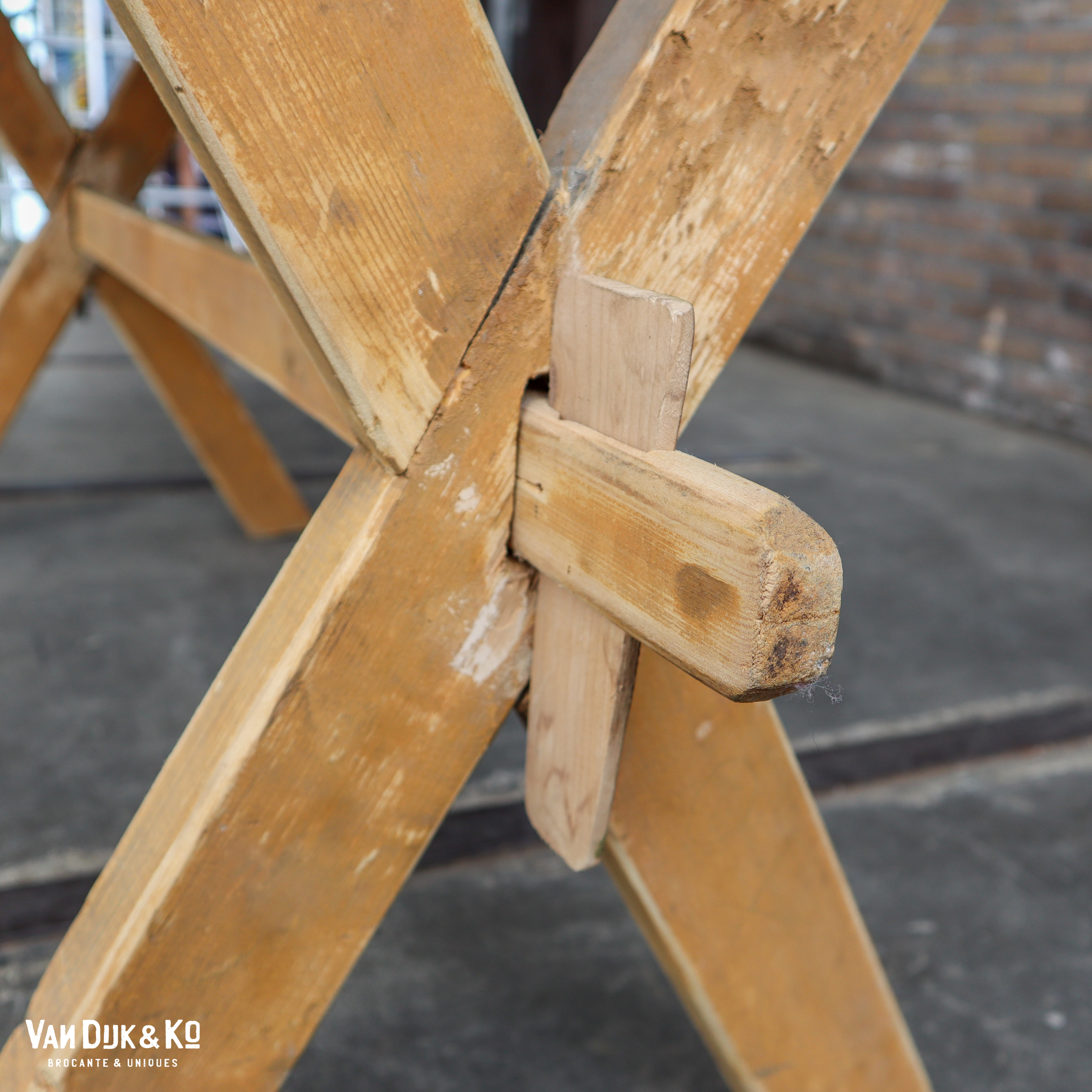 Houten kruispoot werktafel - Afbeelding 6