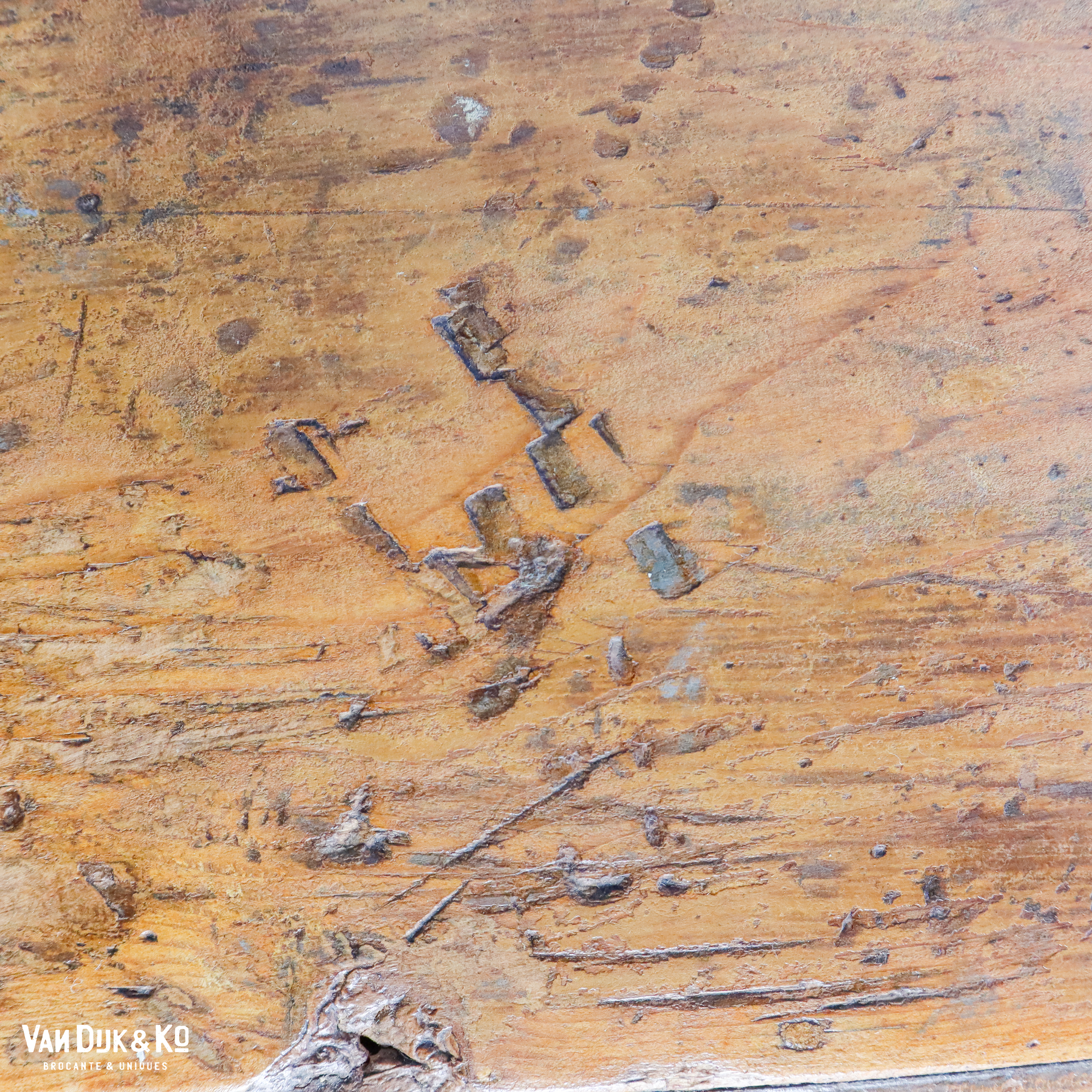 Robuust houten dressoir - Afbeelding 8