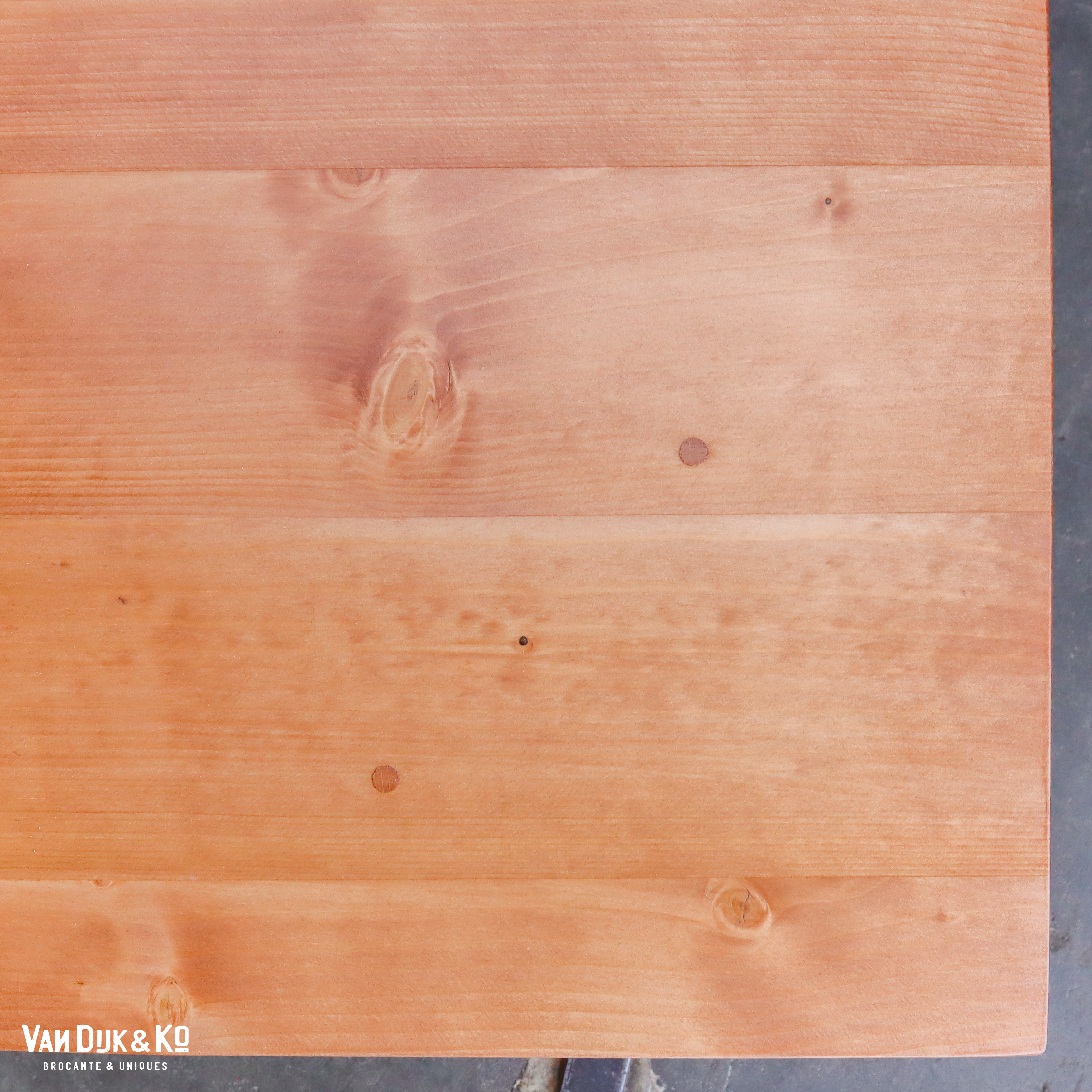 Houten tafel - Afbeelding 6
