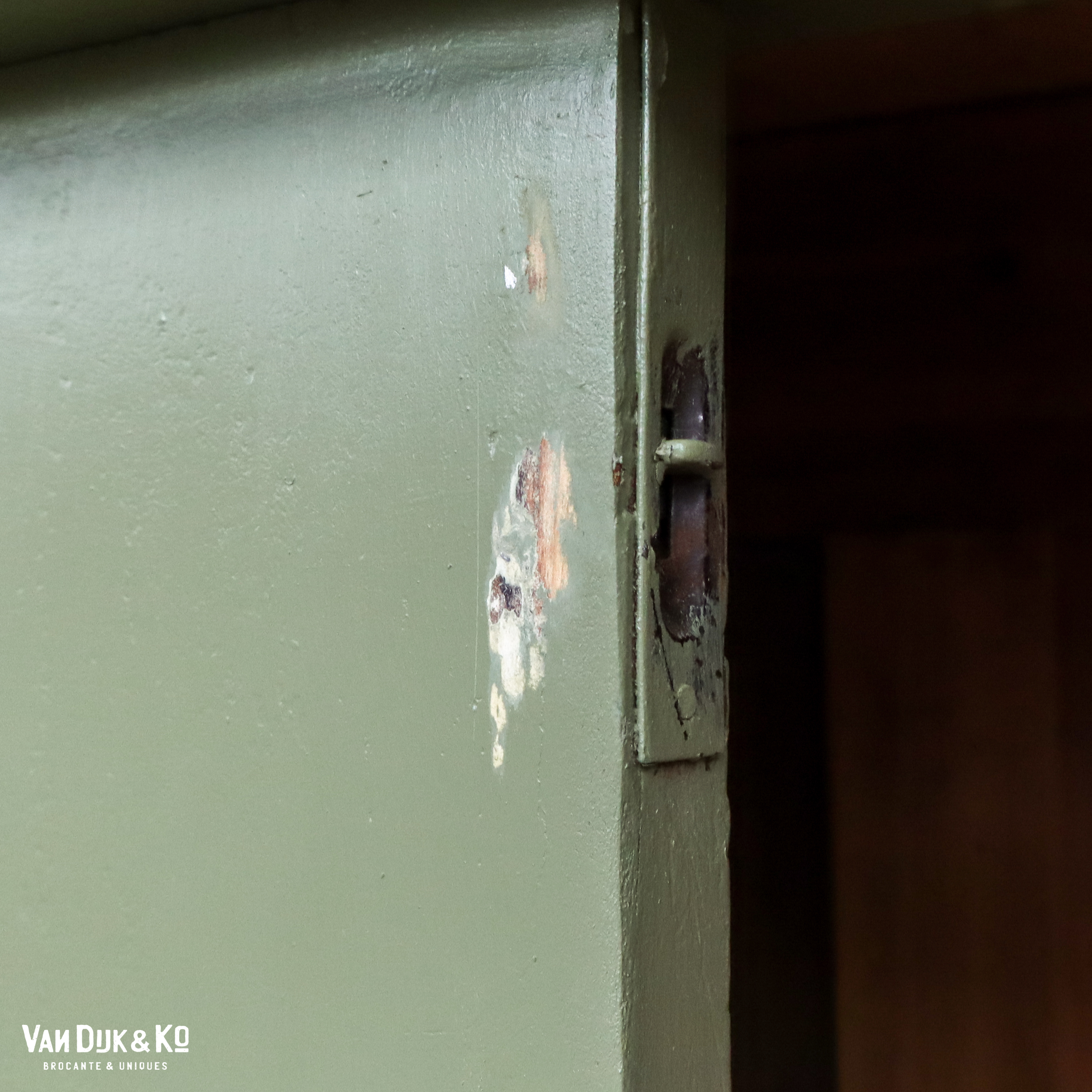 Mosgroene tweedeurs kast - Afbeelding 9