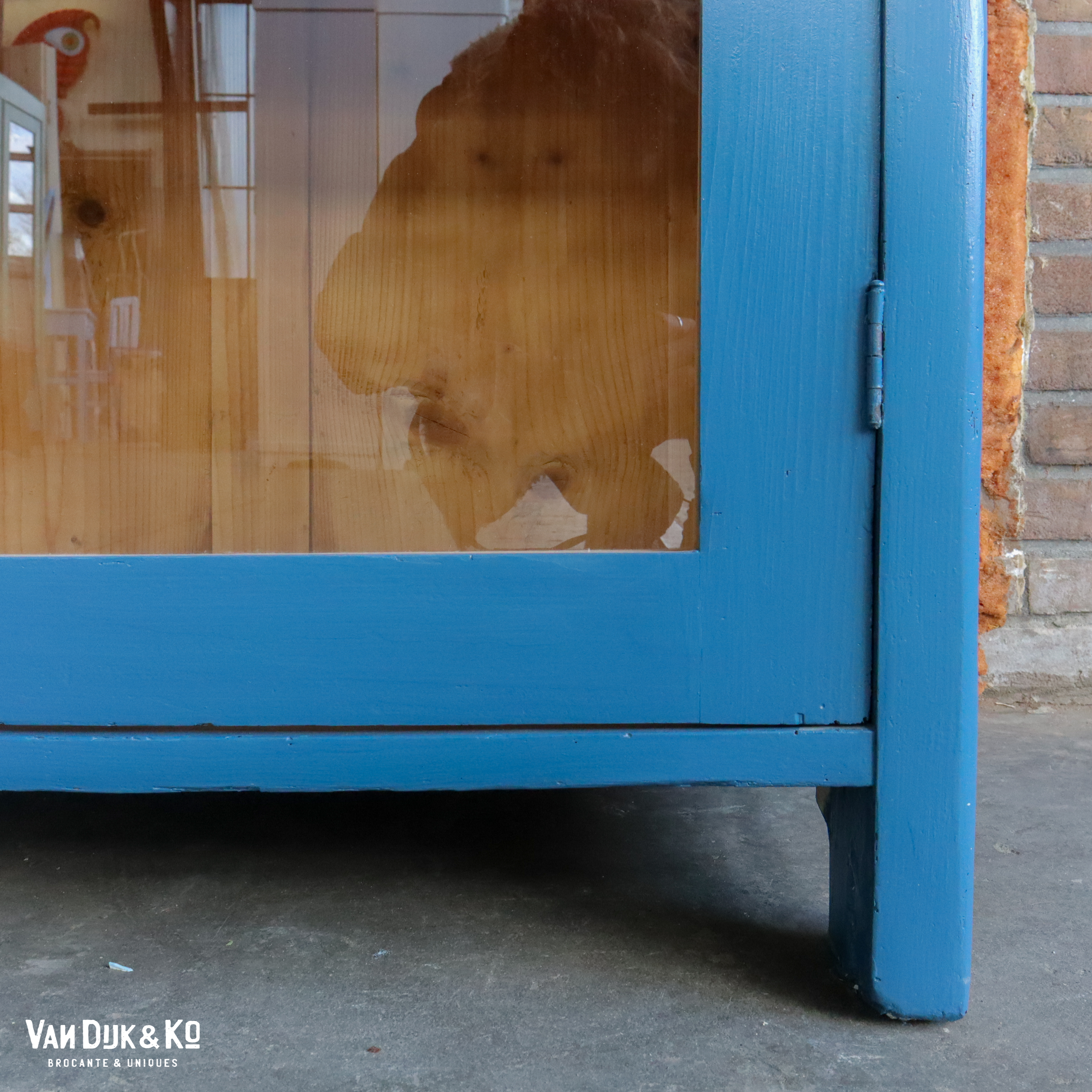 Blauwe vitrinekast - Afbeelding 6