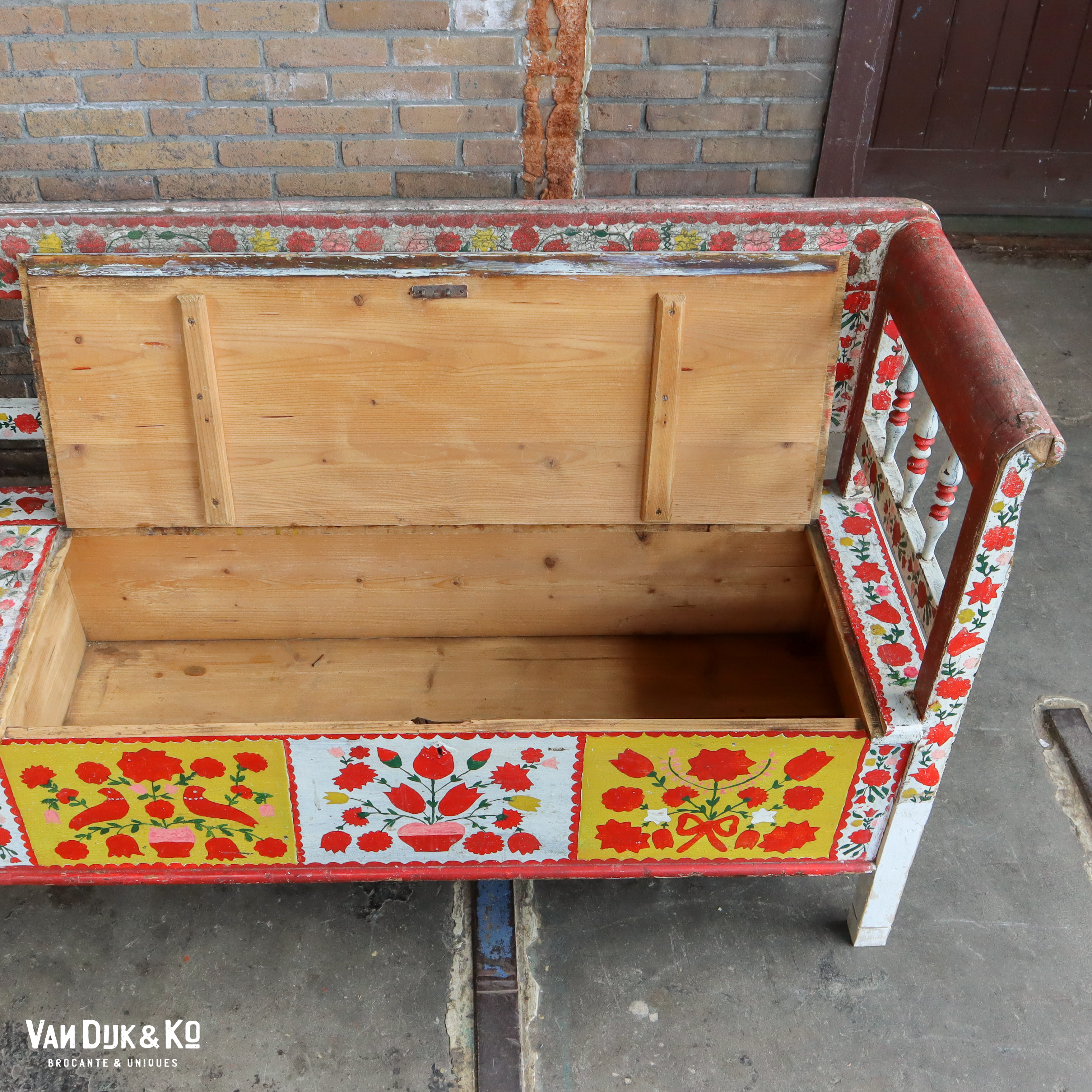 Beschilderde houten klepbank - Afbeelding 4