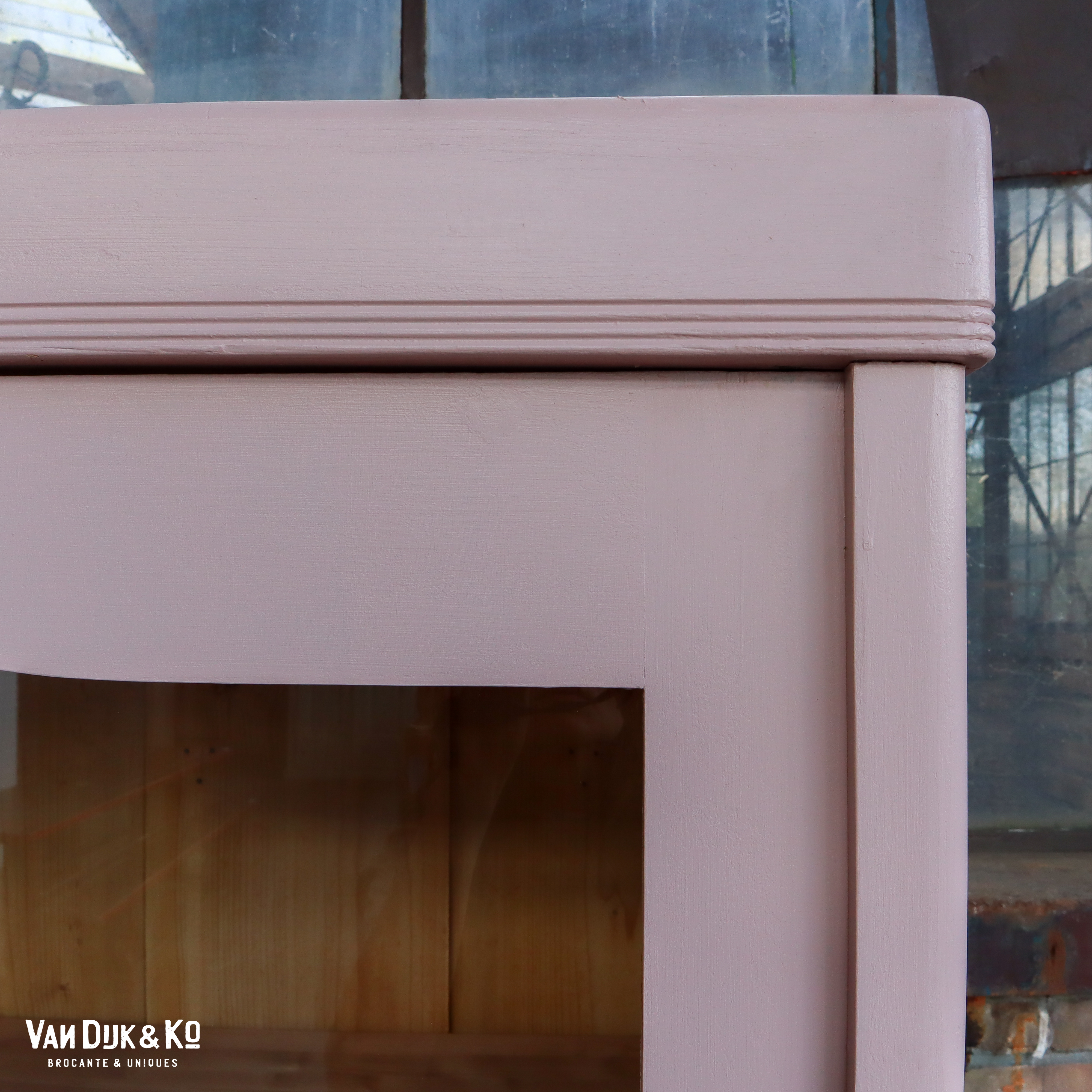 Roze vitrinekast - Afbeelding 6
