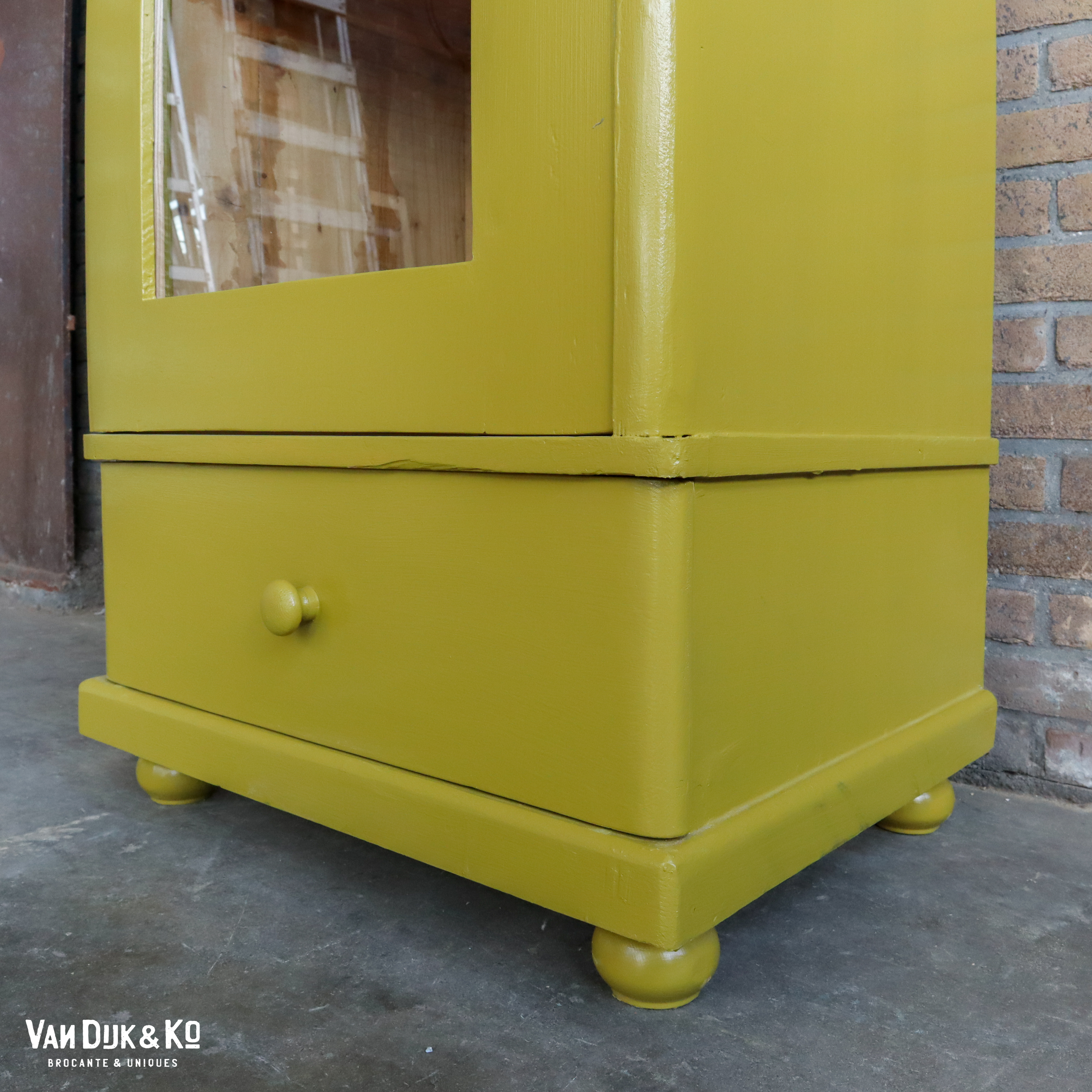 Eendeurs vitrinekast - Afbeelding 6