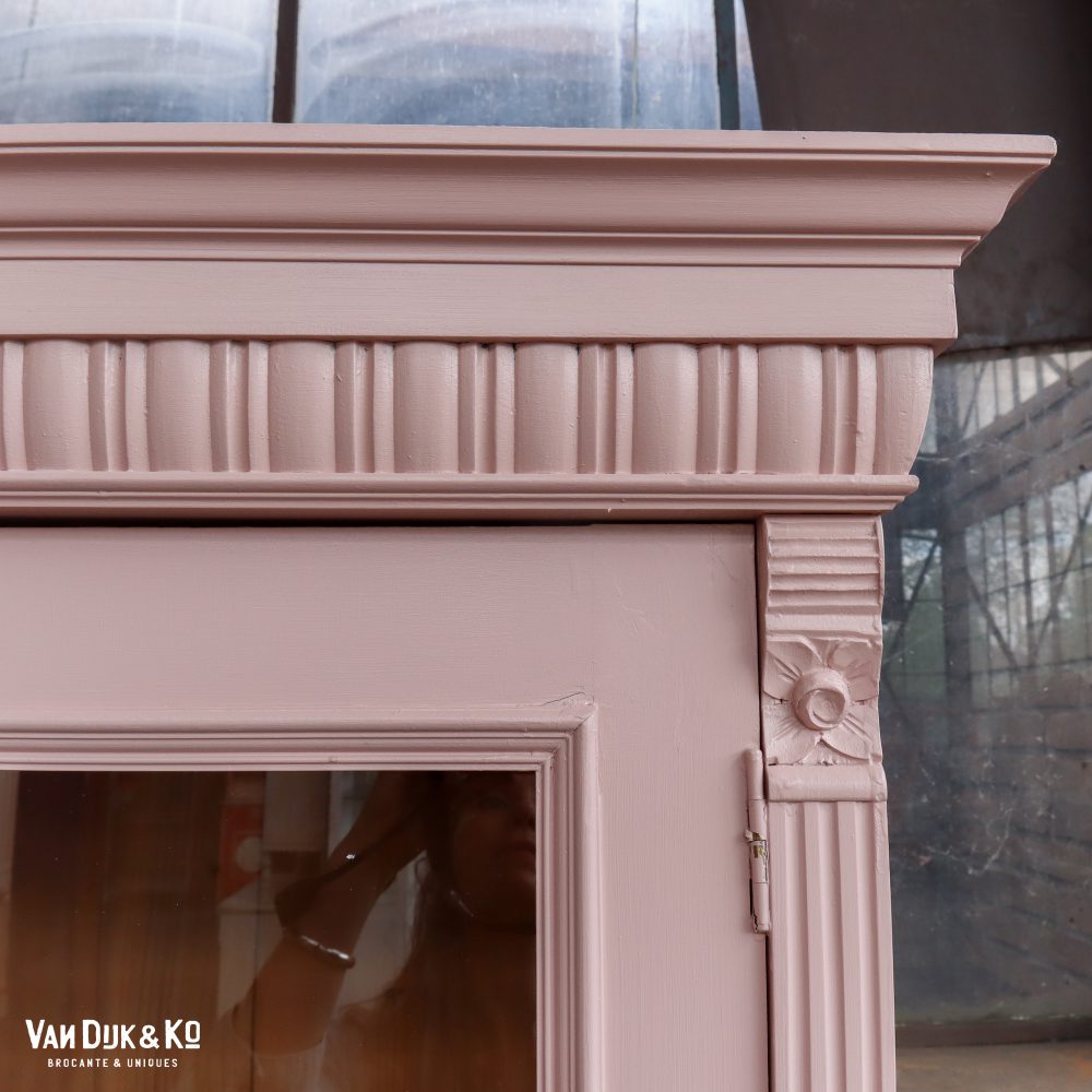 Roze vitrinekast - Afbeelding 7