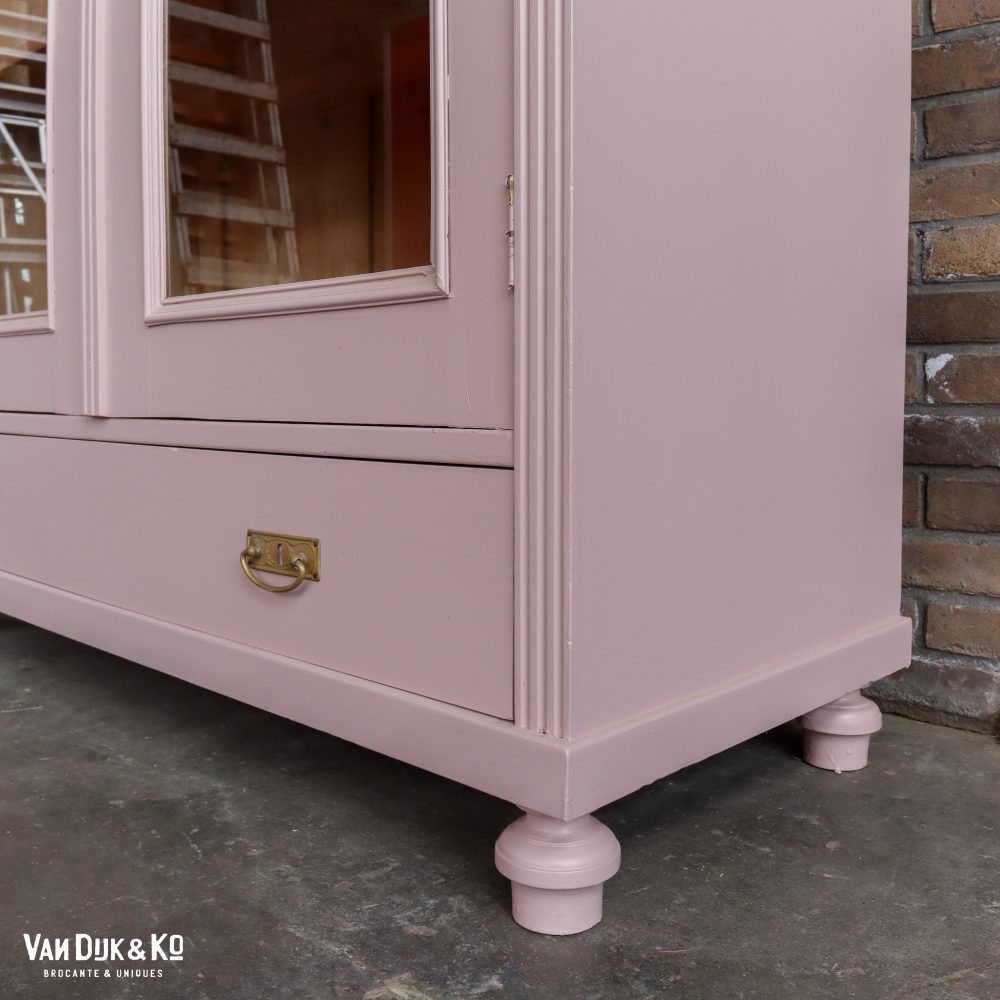 Roze vitrinekast - Afbeelding 10