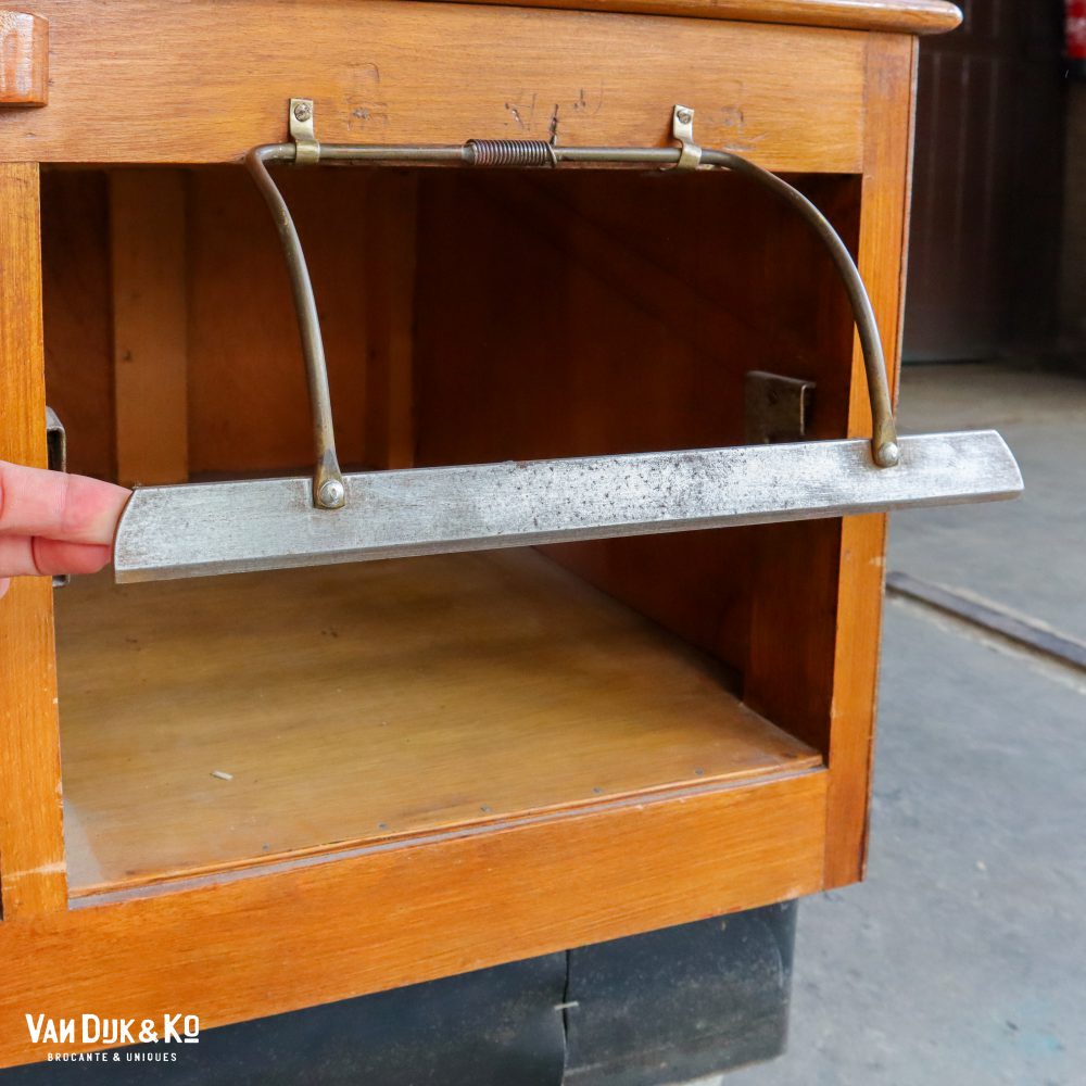 Vintage bakkersvitrine - Esmé Groningen - Afbeelding 18