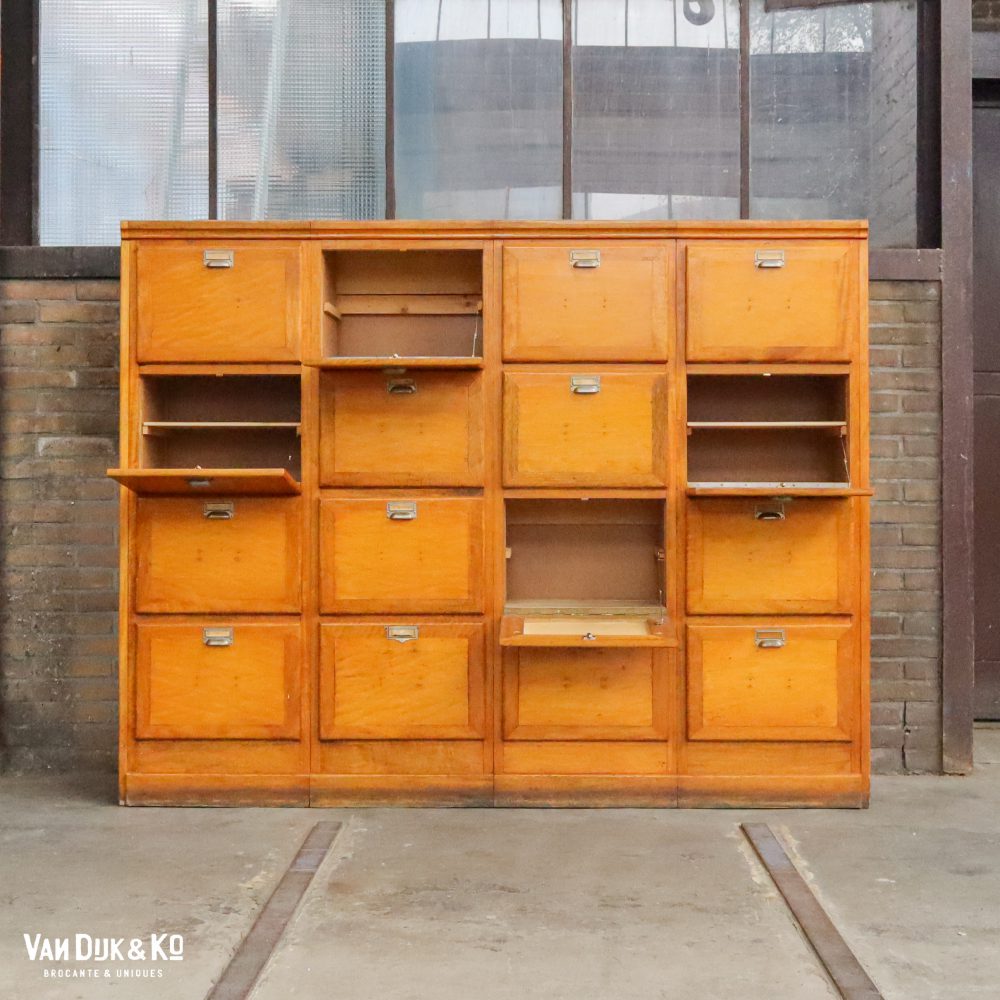 Vintage kleppenkast - Afbeelding 2
