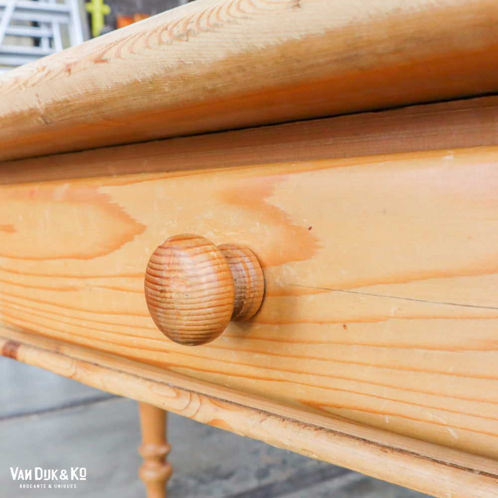 Houten tafel - Afbeelding 4