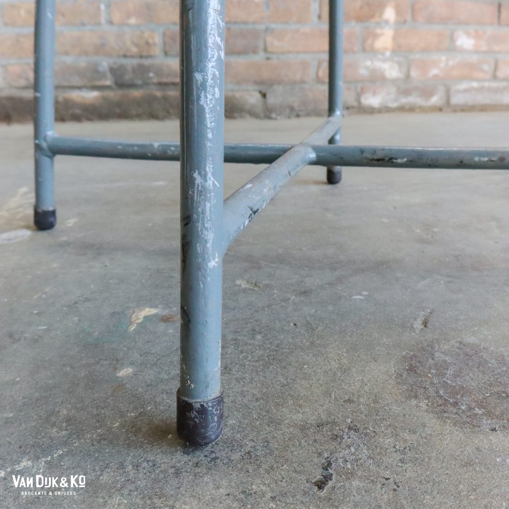 Krukje met grijs metalen frame - Afbeelding 4
